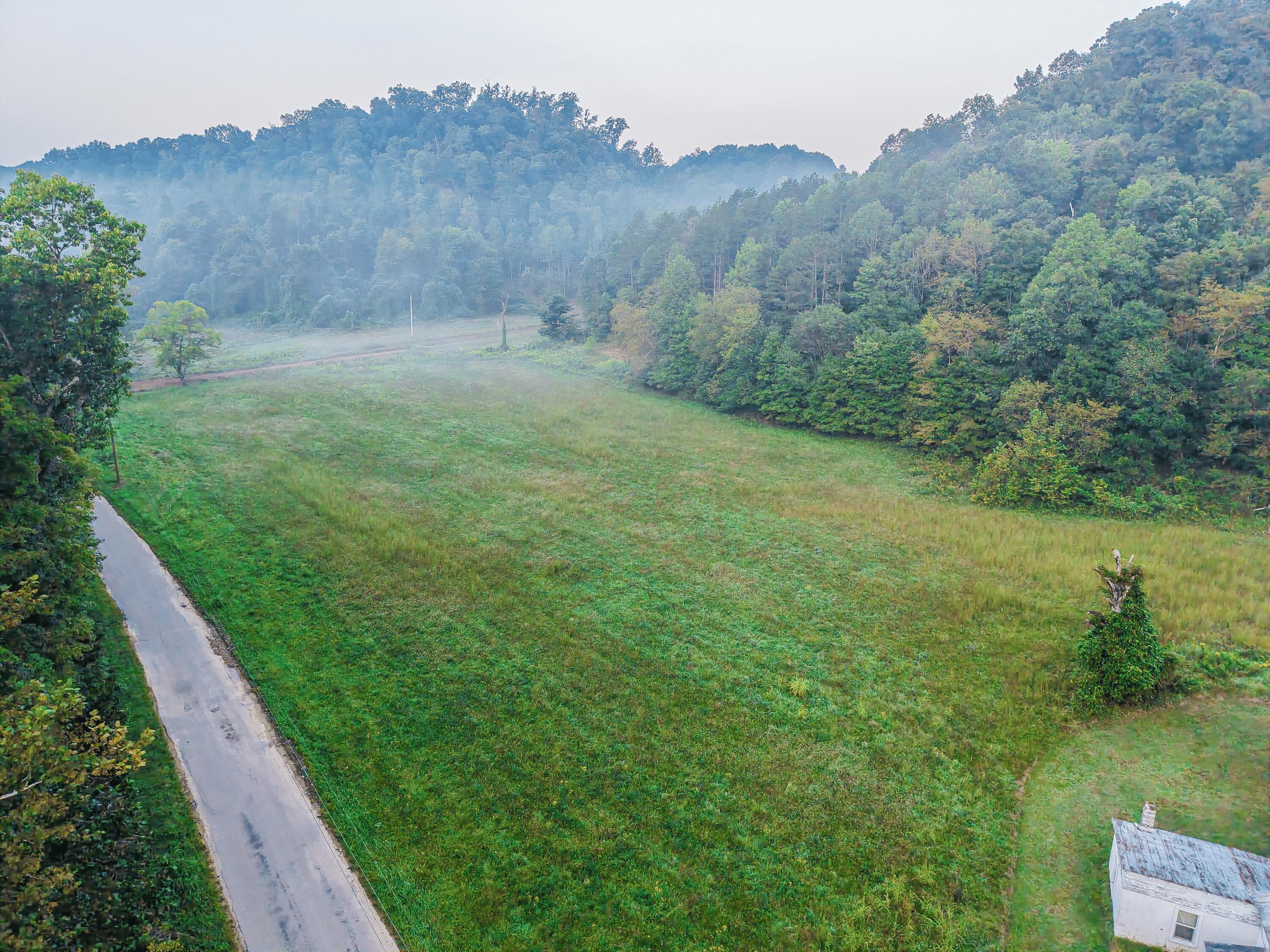 3783 Carrs Run Road Property Photo 6