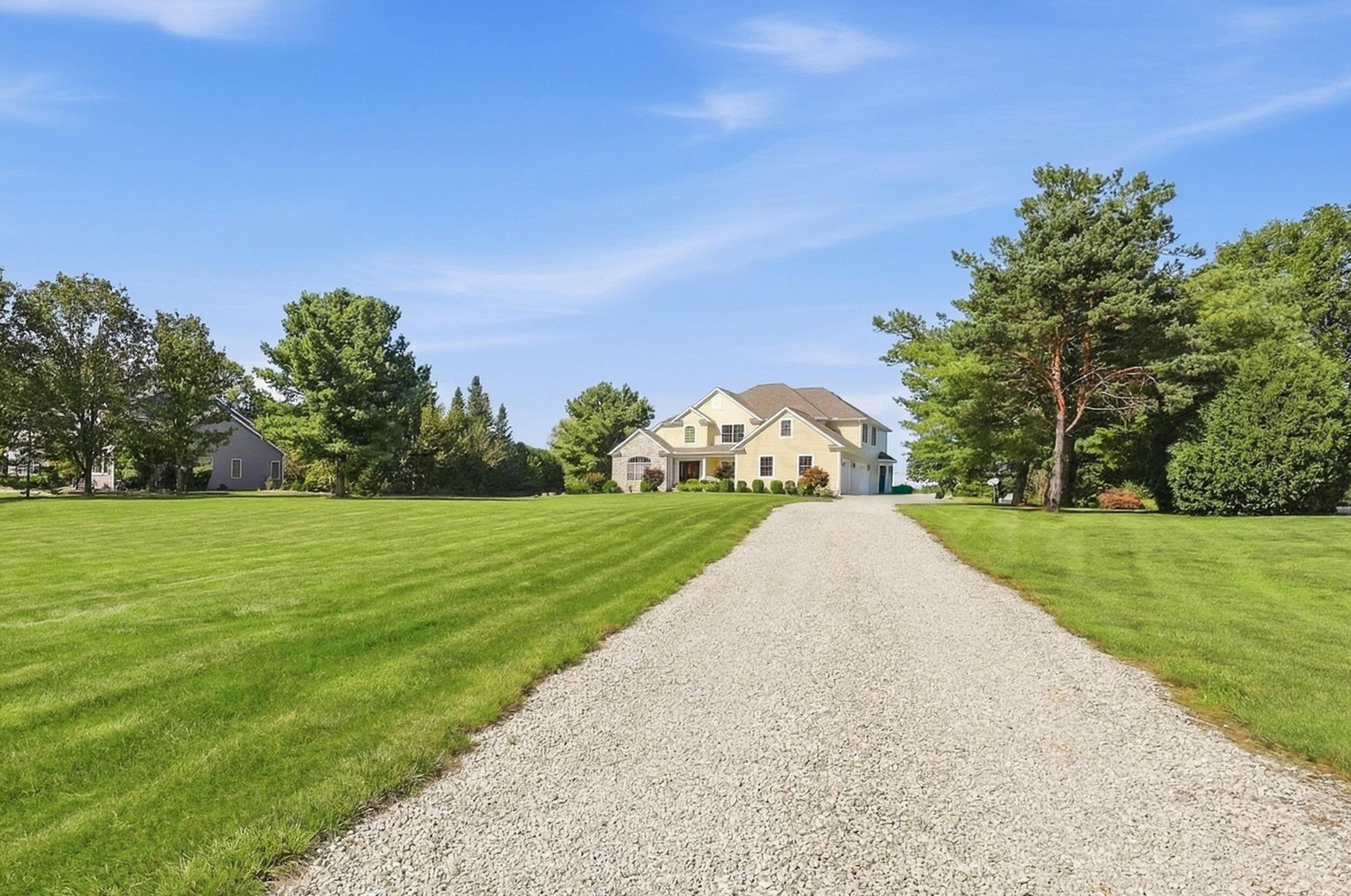 7215 Berkshire Road Property Photo 3