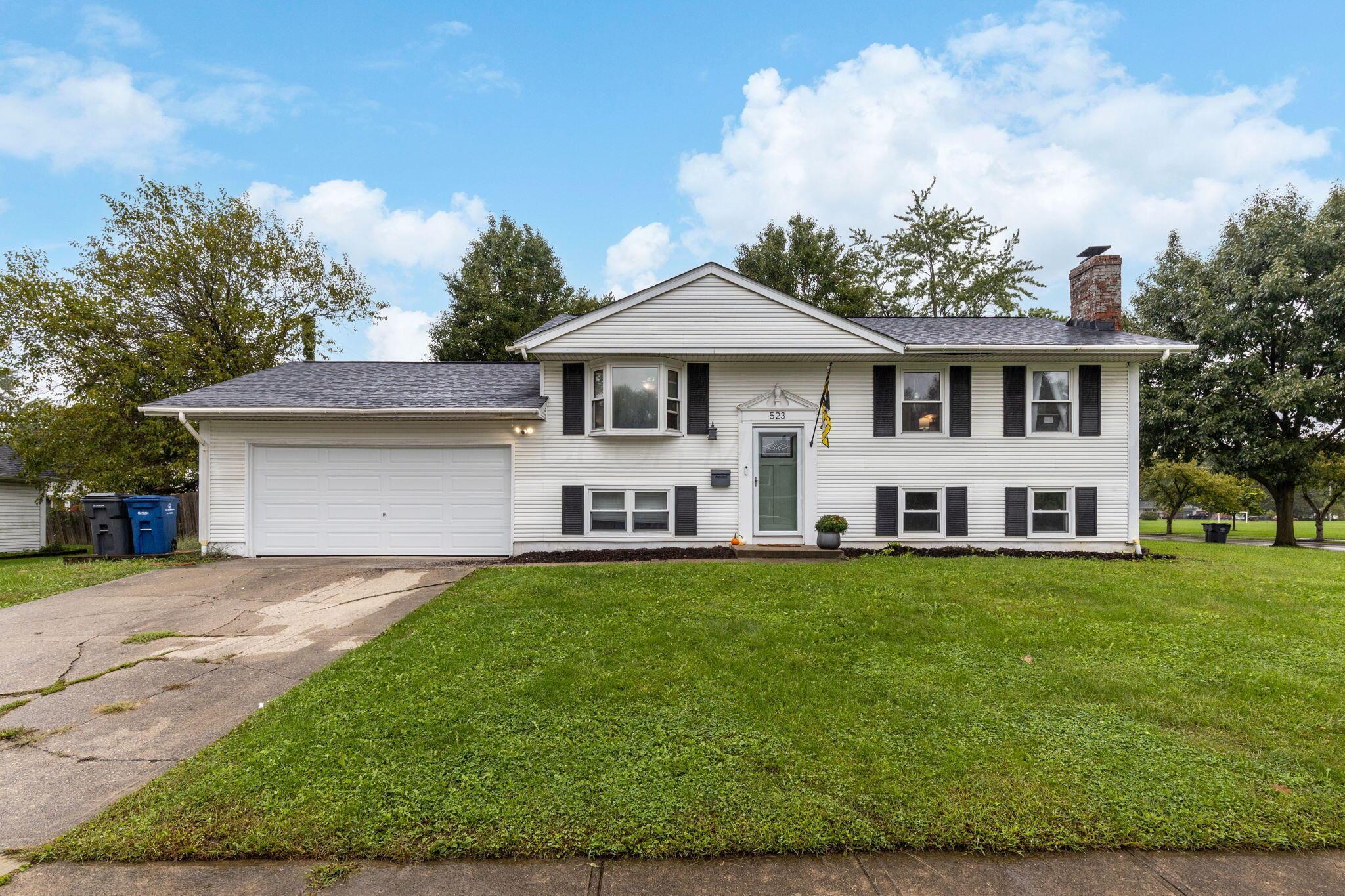 523 Lincolnshire Road Property Photo 1