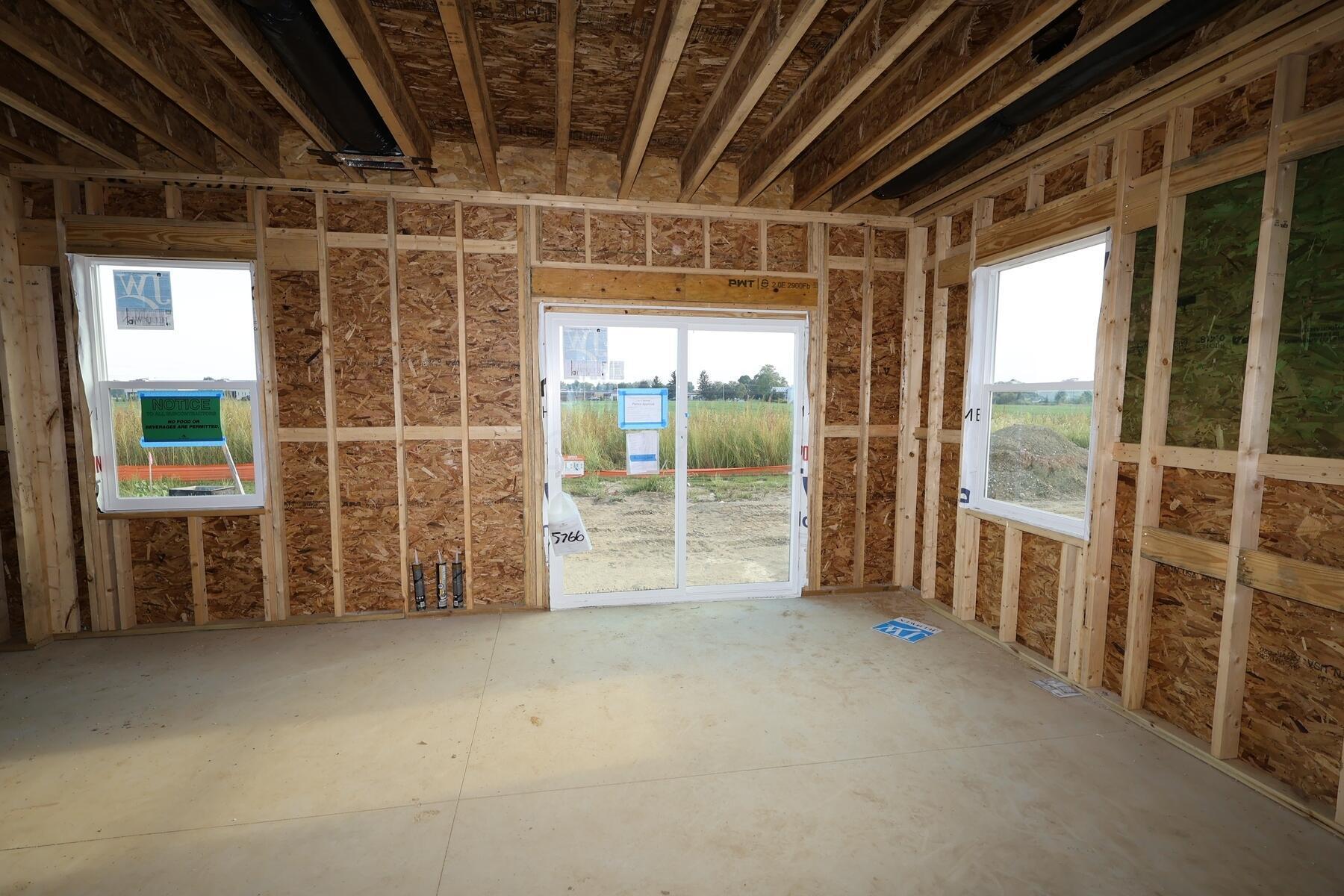 1122 Brittany Drive Property Photo 4