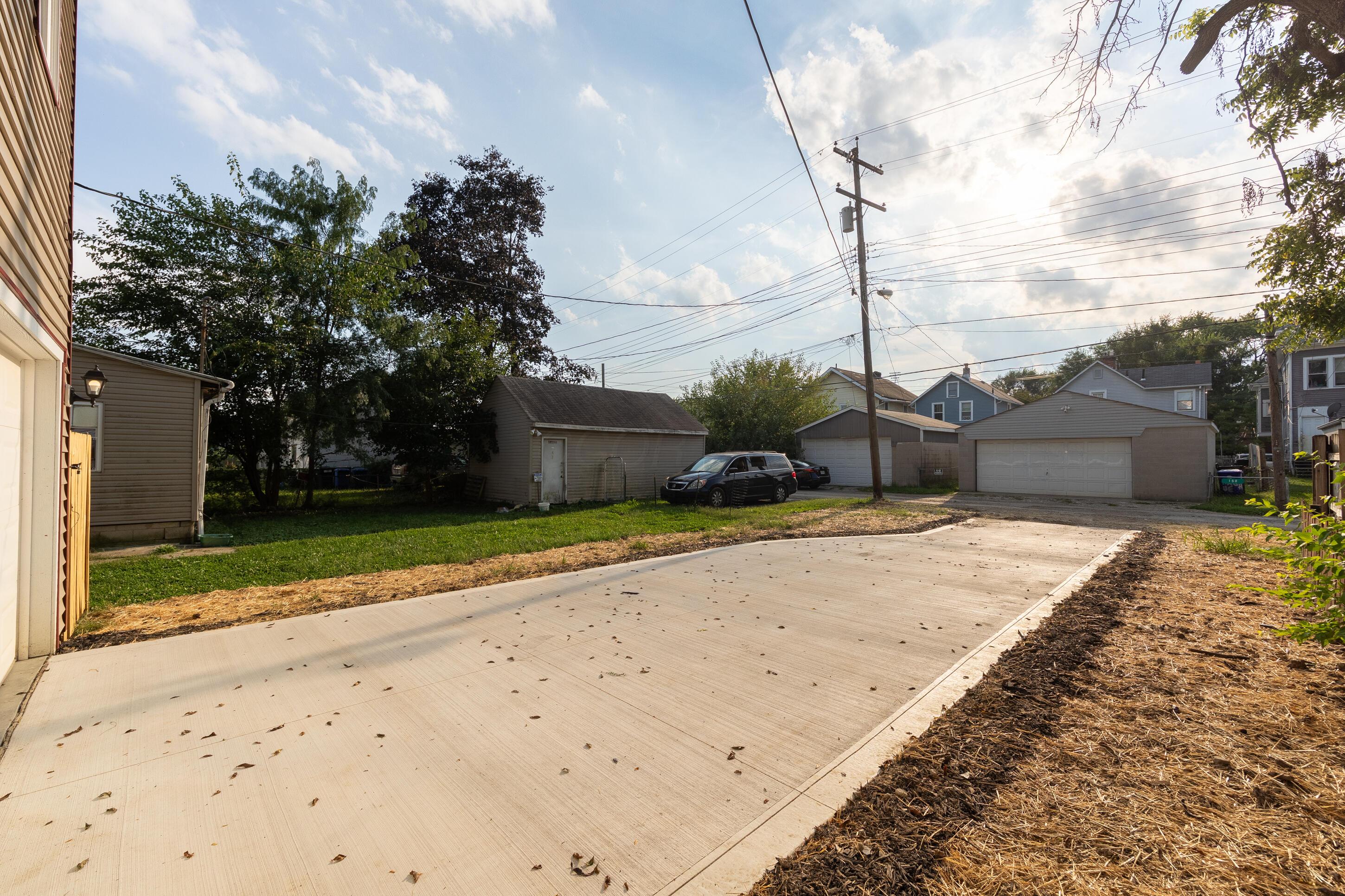 149 S Harris Avenue Property Photo 12