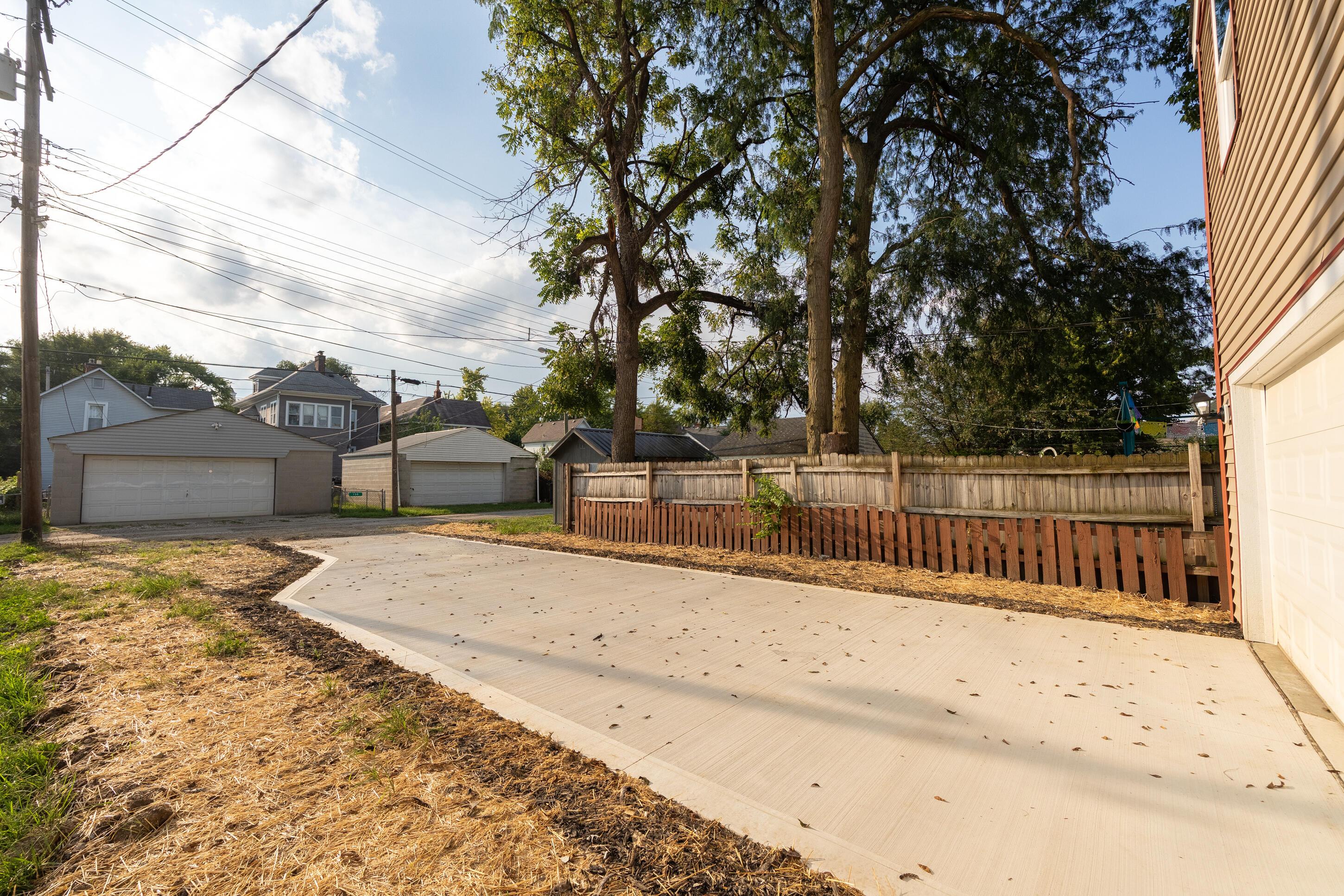 149 S Harris Avenue Property Photo 14