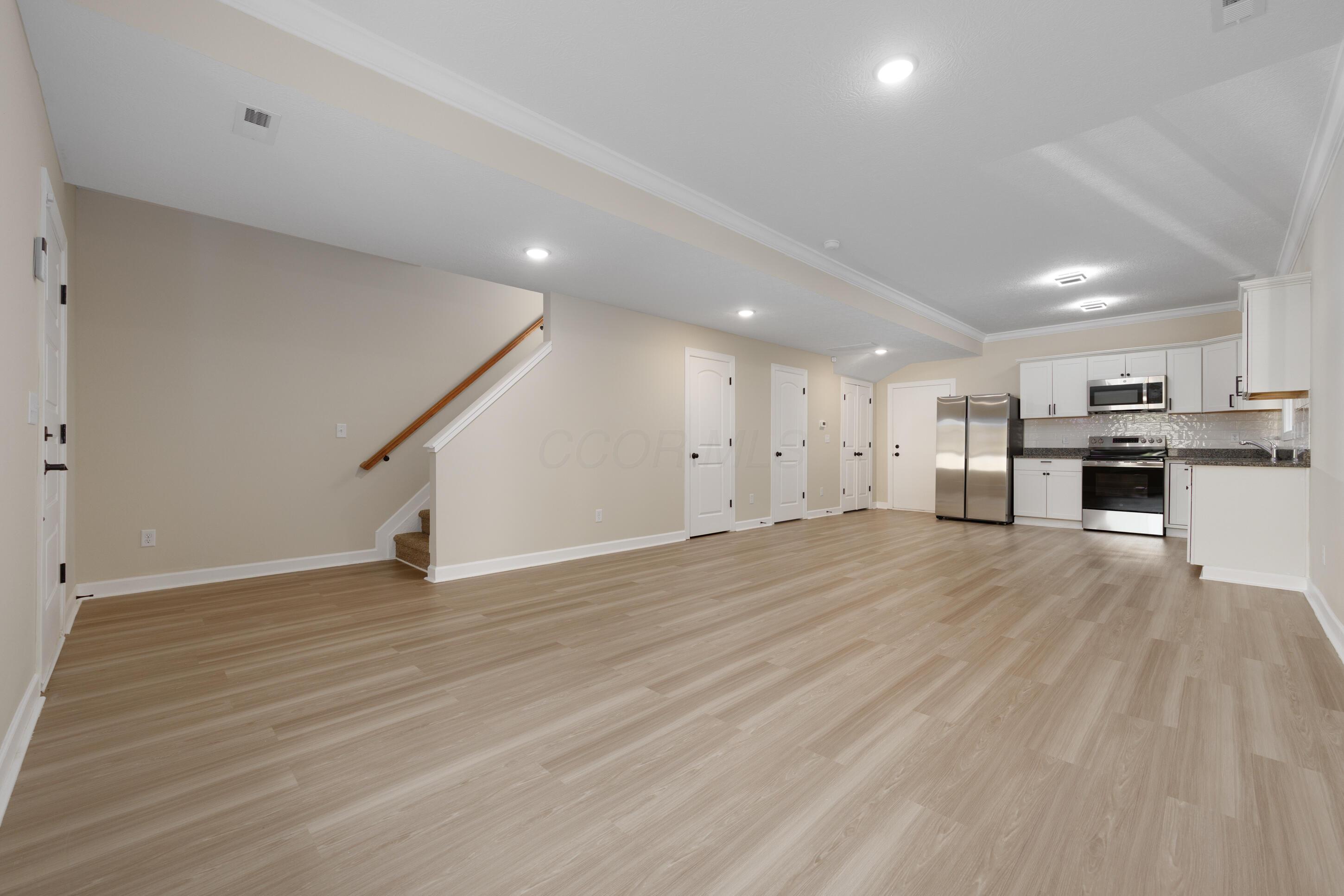 149 S Harris Avenue Property Photo 17