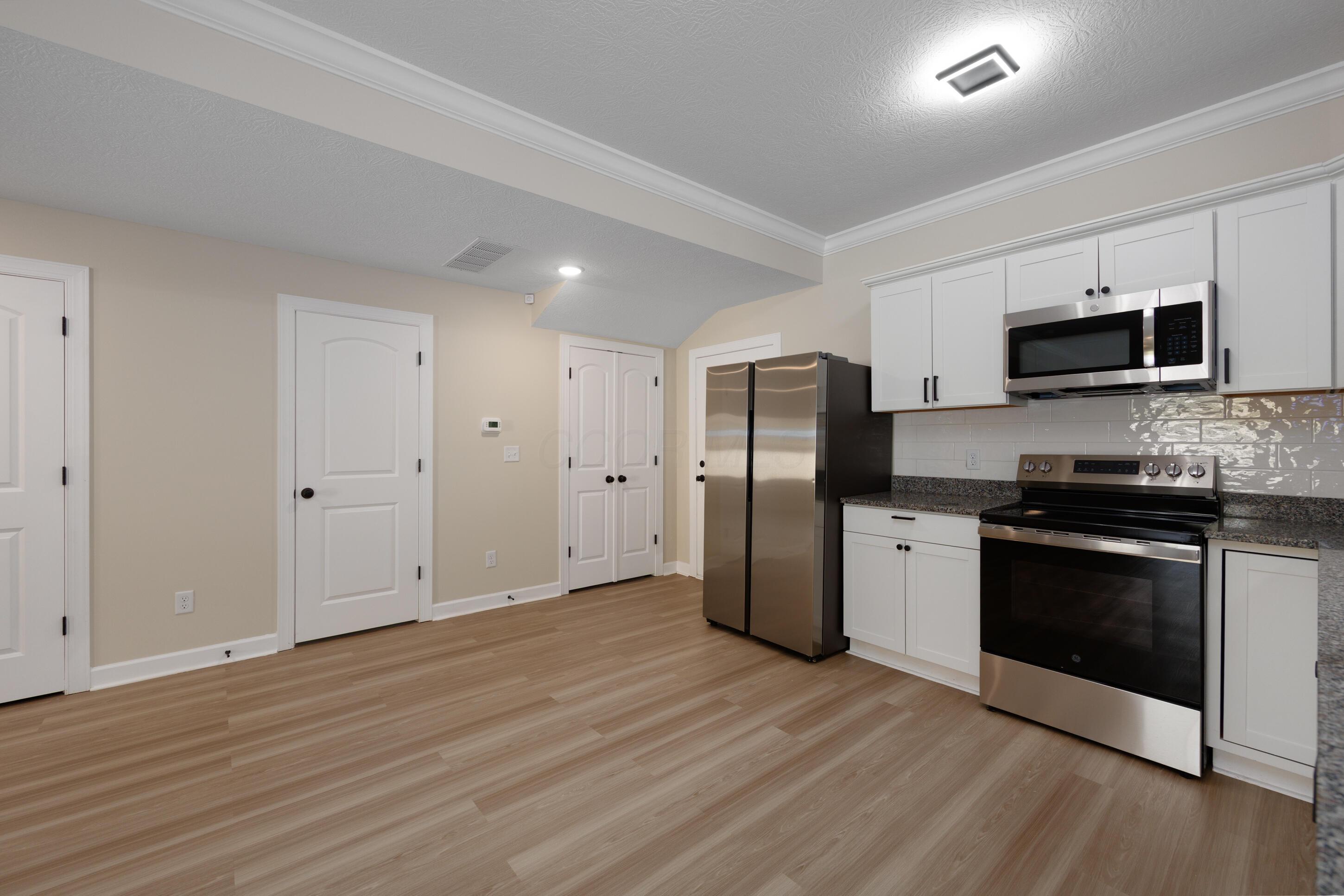 149 S Harris Avenue Property Photo 22