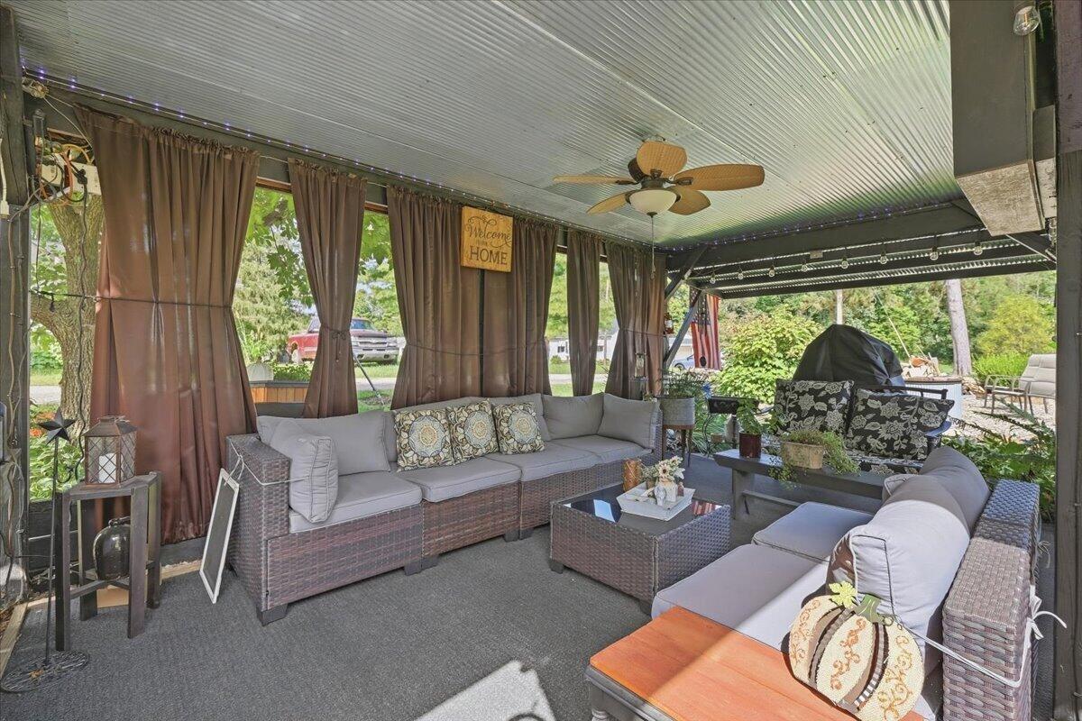 623 E Main Street Property Photo 51