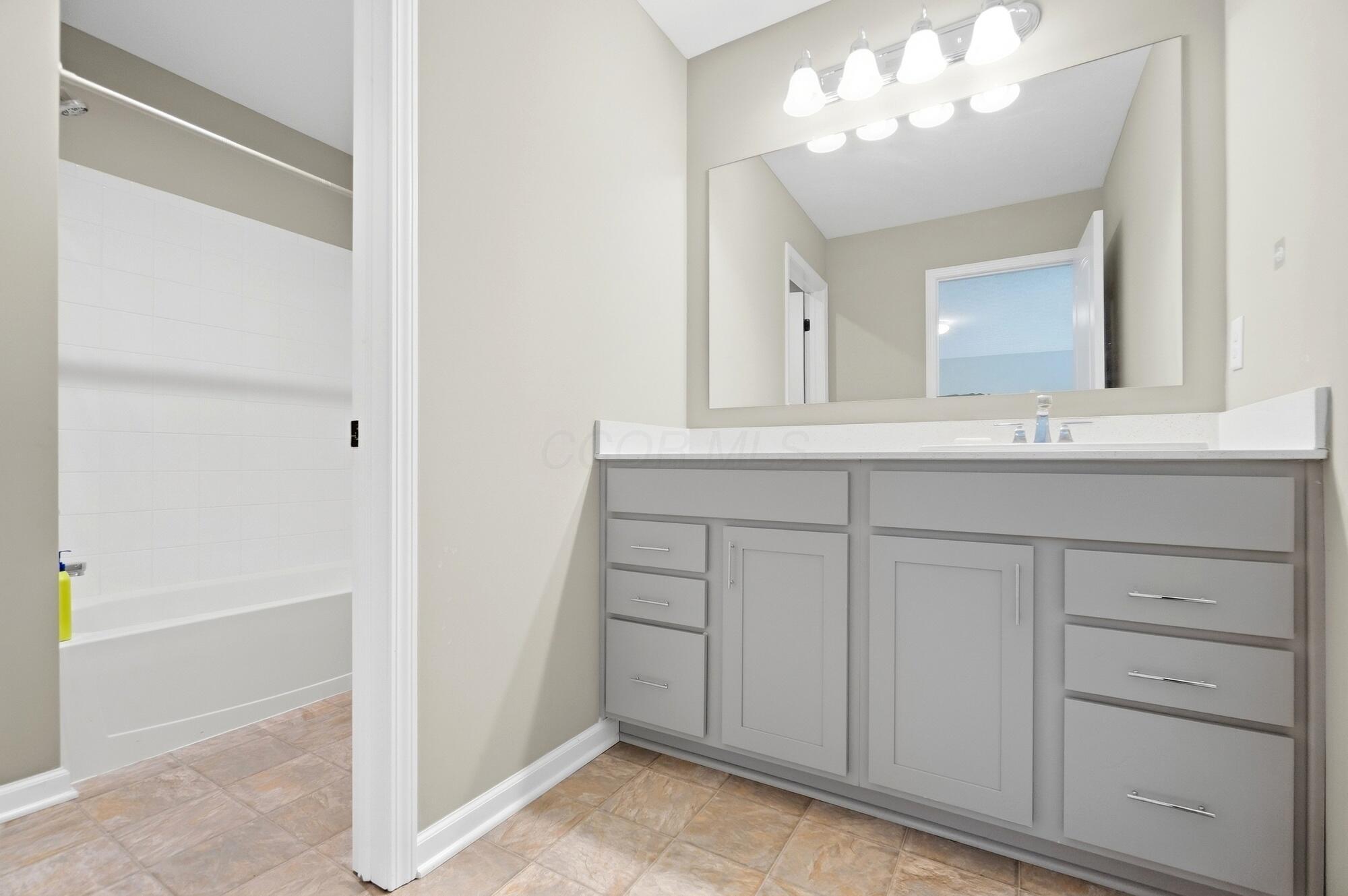 553 Pagoda Loop Property Photo 40