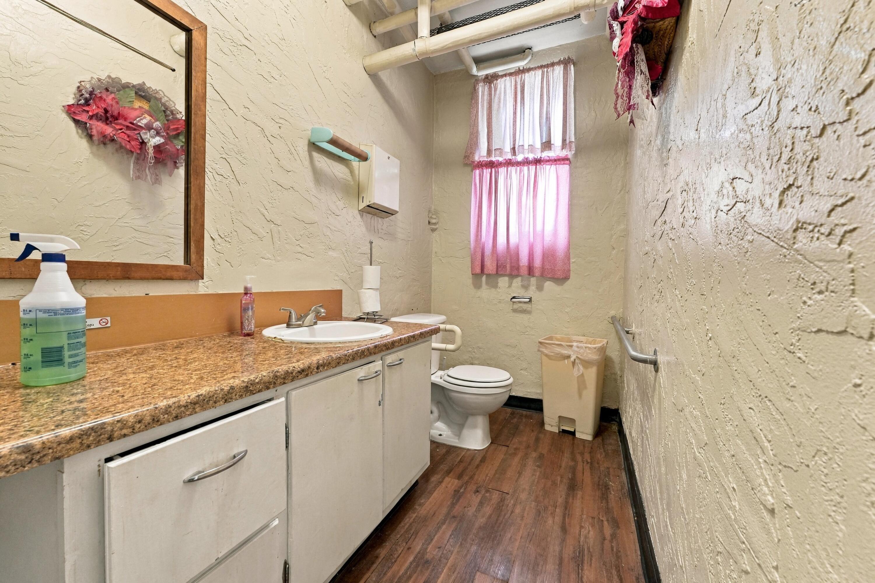 1783 Melrose Property Photo 42
