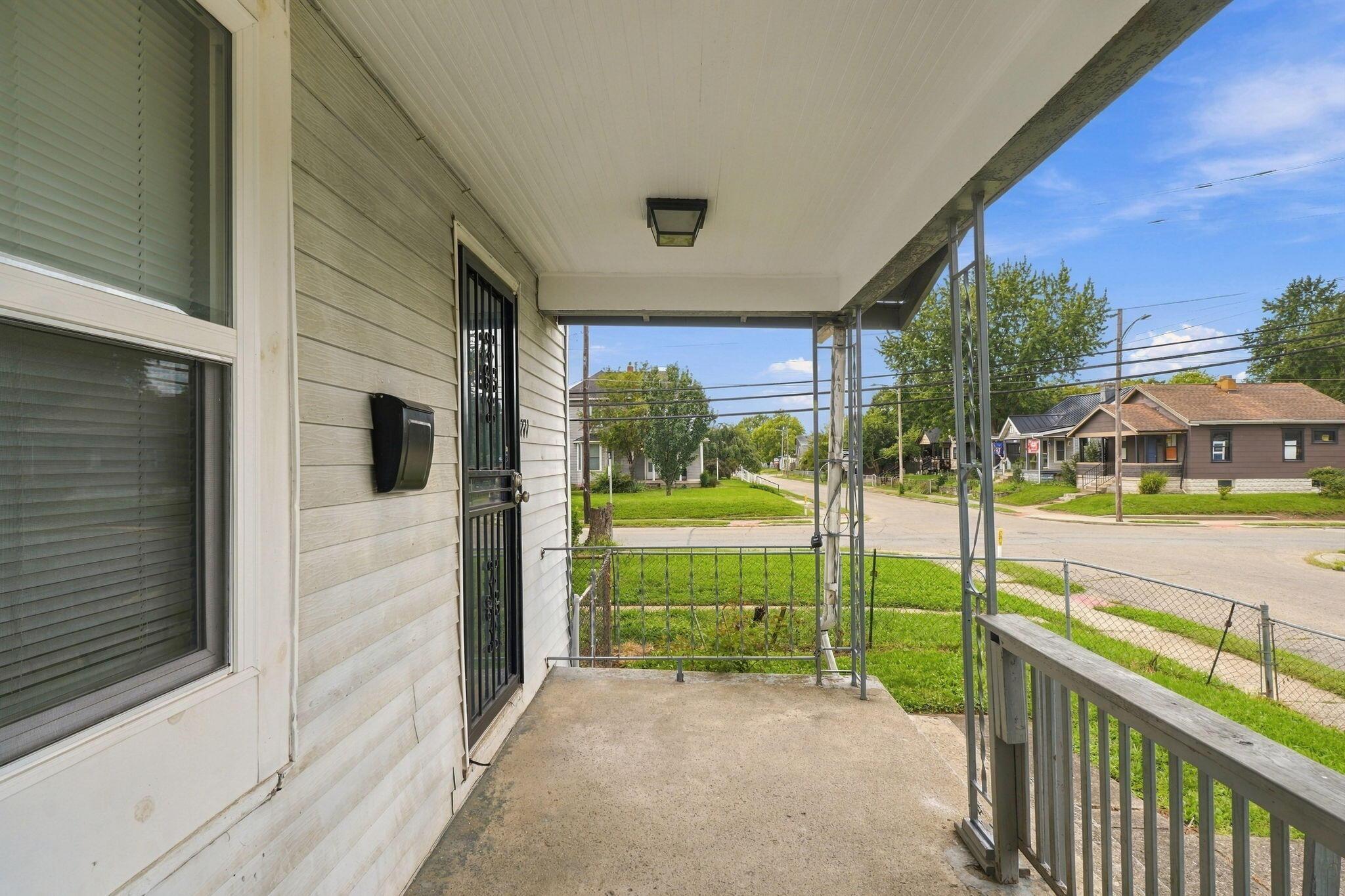 771 Campbell Avenue Property Photo 3