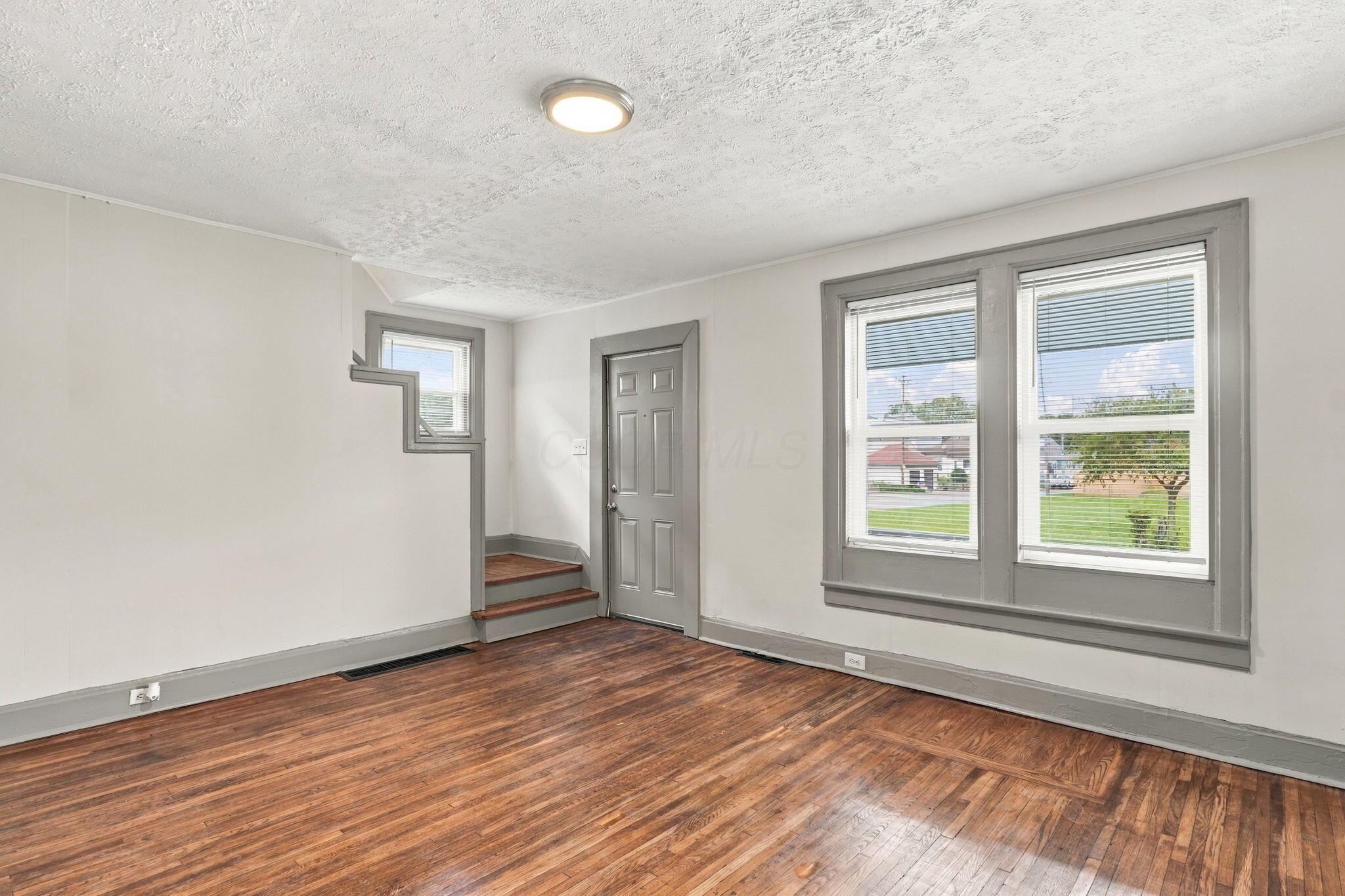 771 Campbell Avenue Property Photo 9