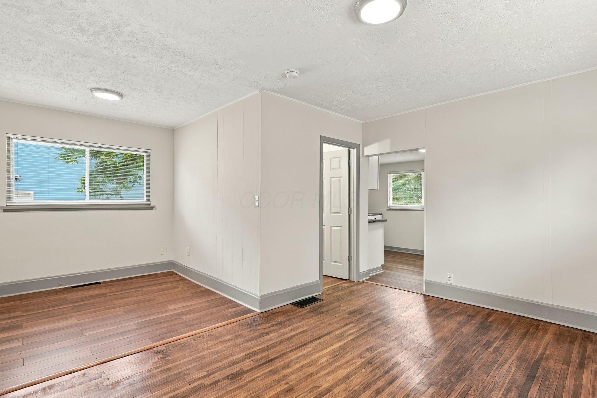 771 Campbell Avenue Property Photo 14