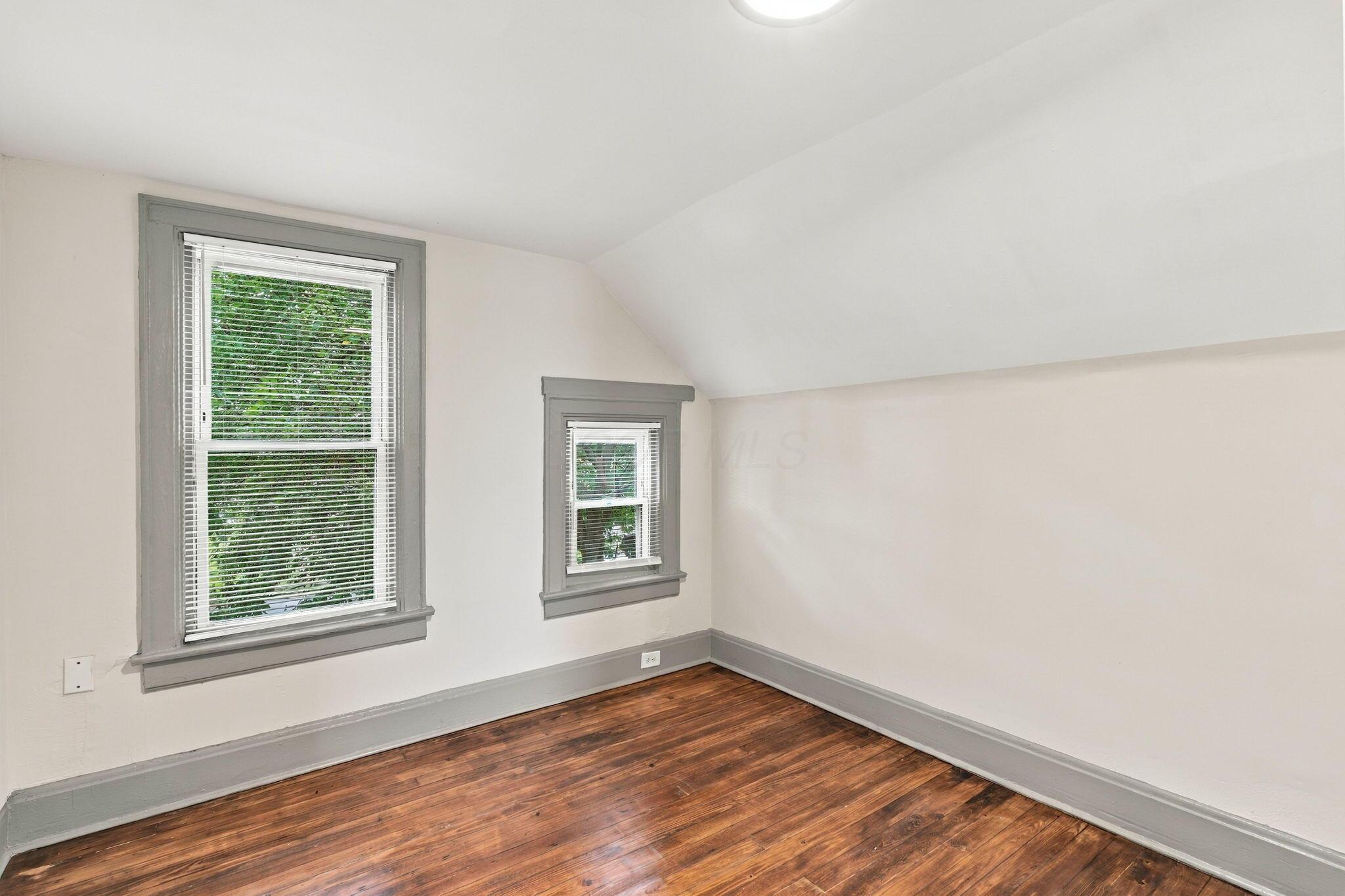 771 Campbell Avenue Property Photo 36
