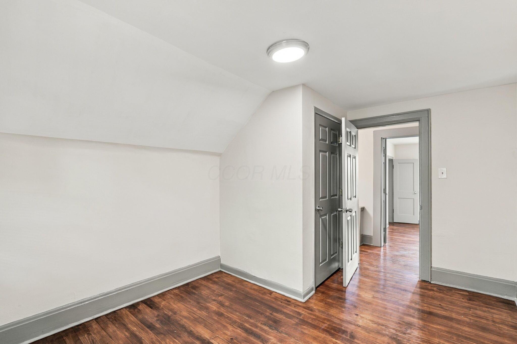 771 Campbell Avenue Property Photo 38