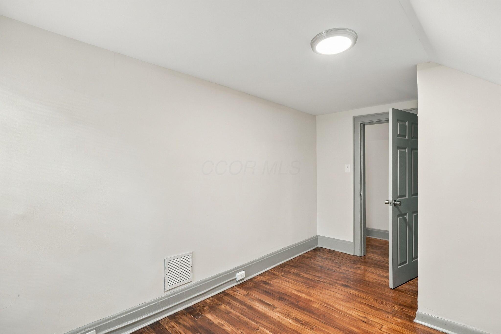 771 Campbell Avenue Property Photo 42
