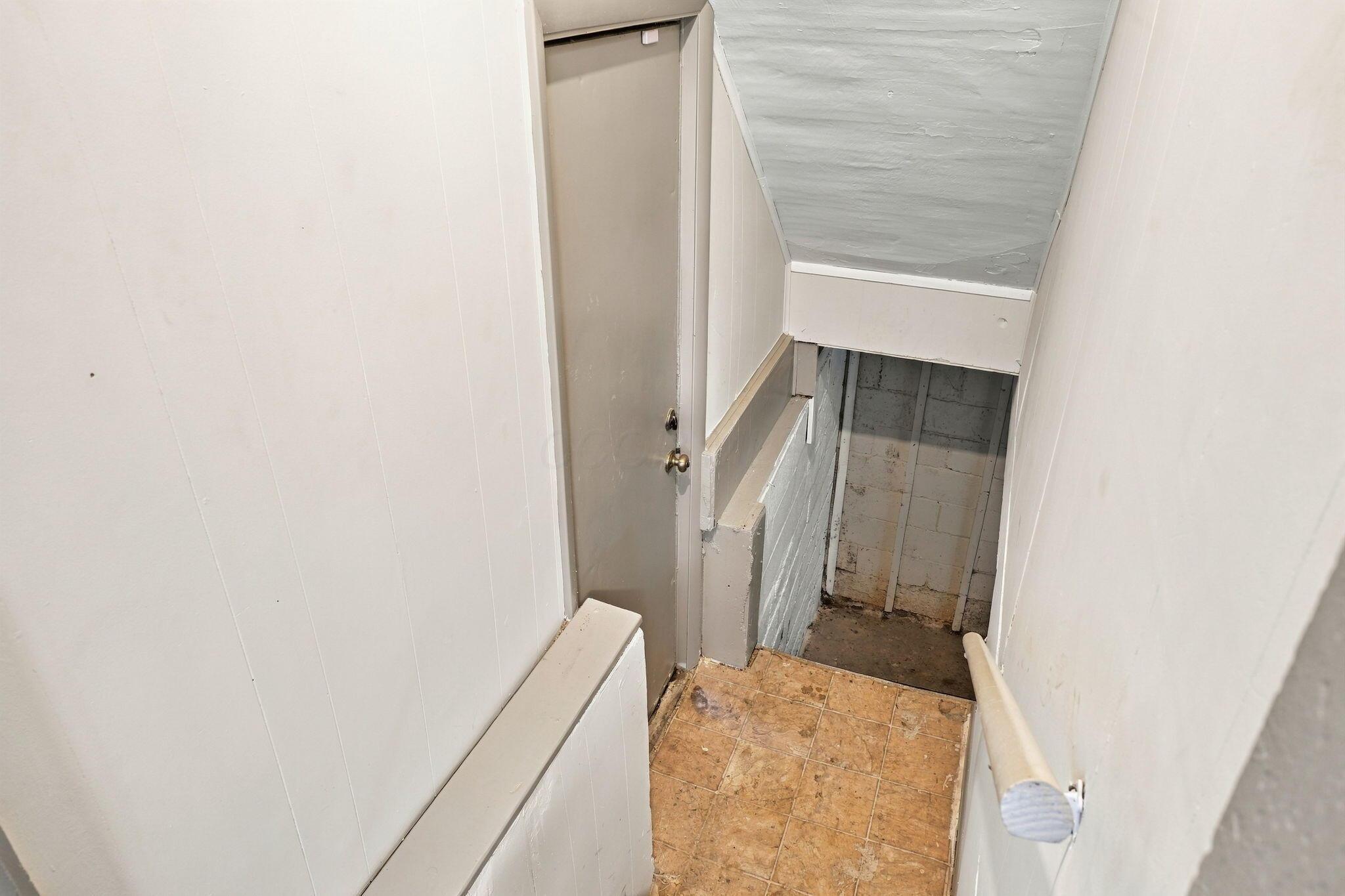 771 Campbell Avenue Property Photo 47