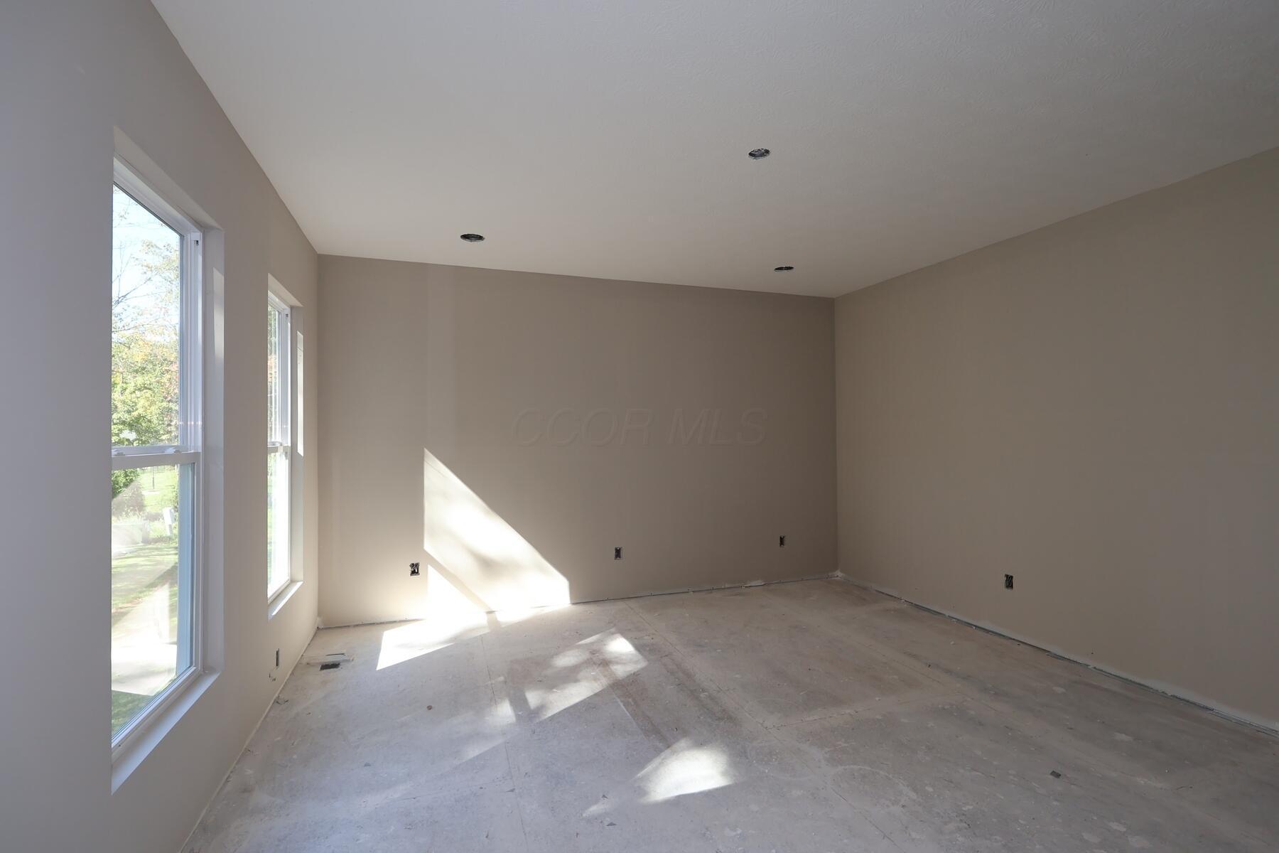 431 Pioneer Way Property Photo 3