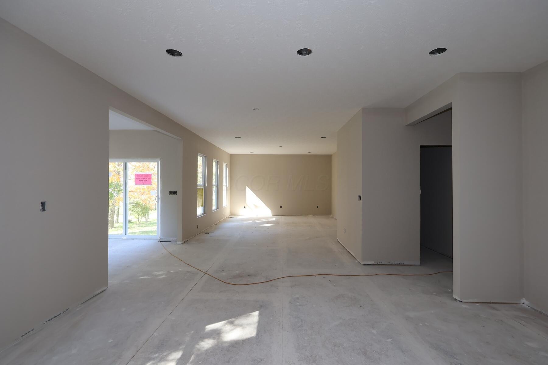 431 Pioneer Way Property Photo 7