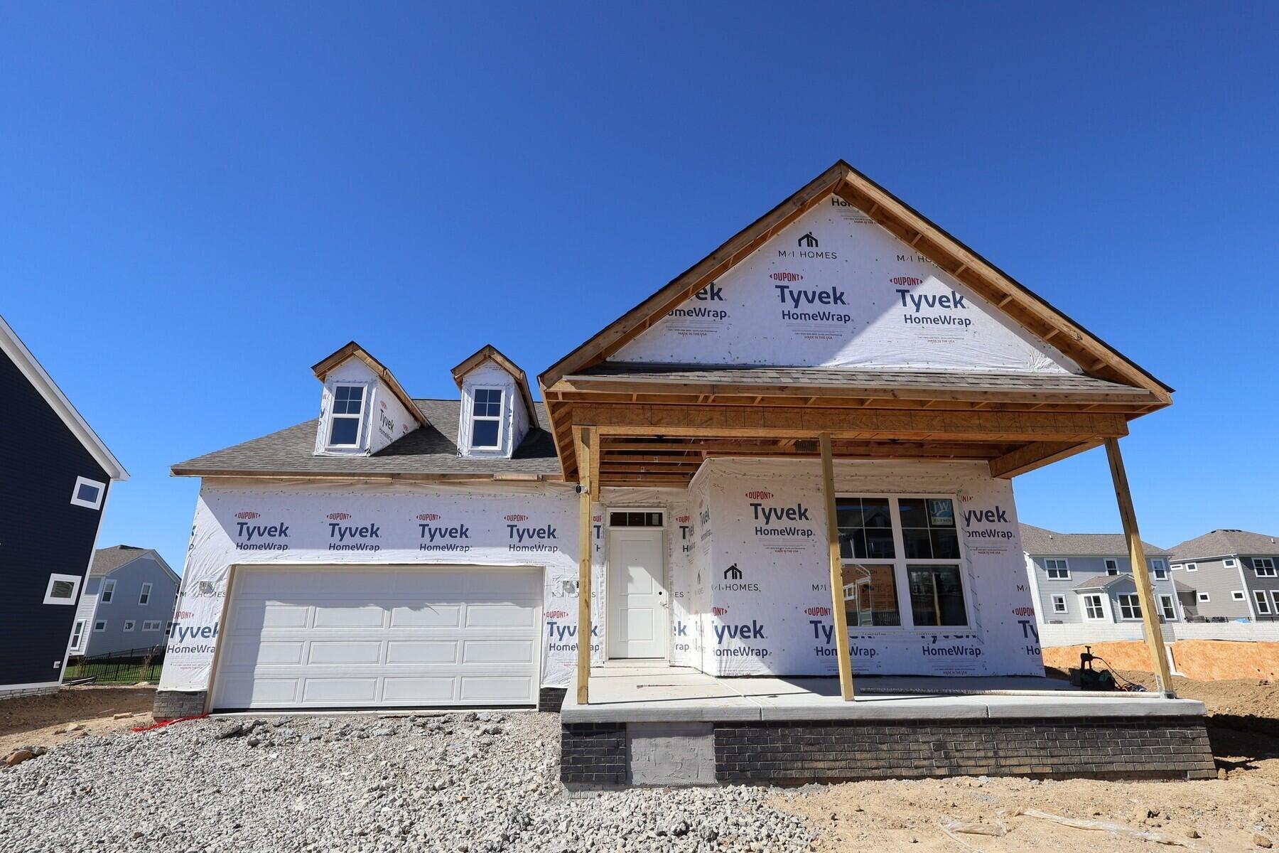 408 Fannin Drive Property Photo 1