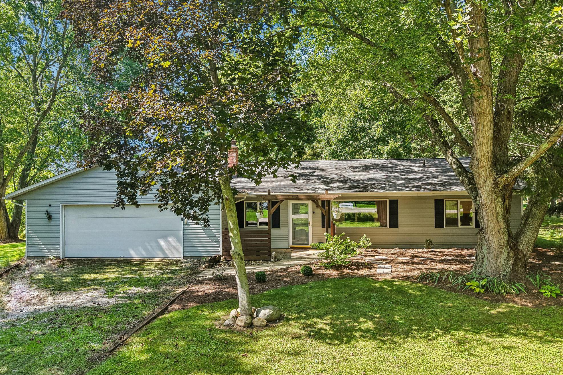 2790 Marks Road Property Photo 1