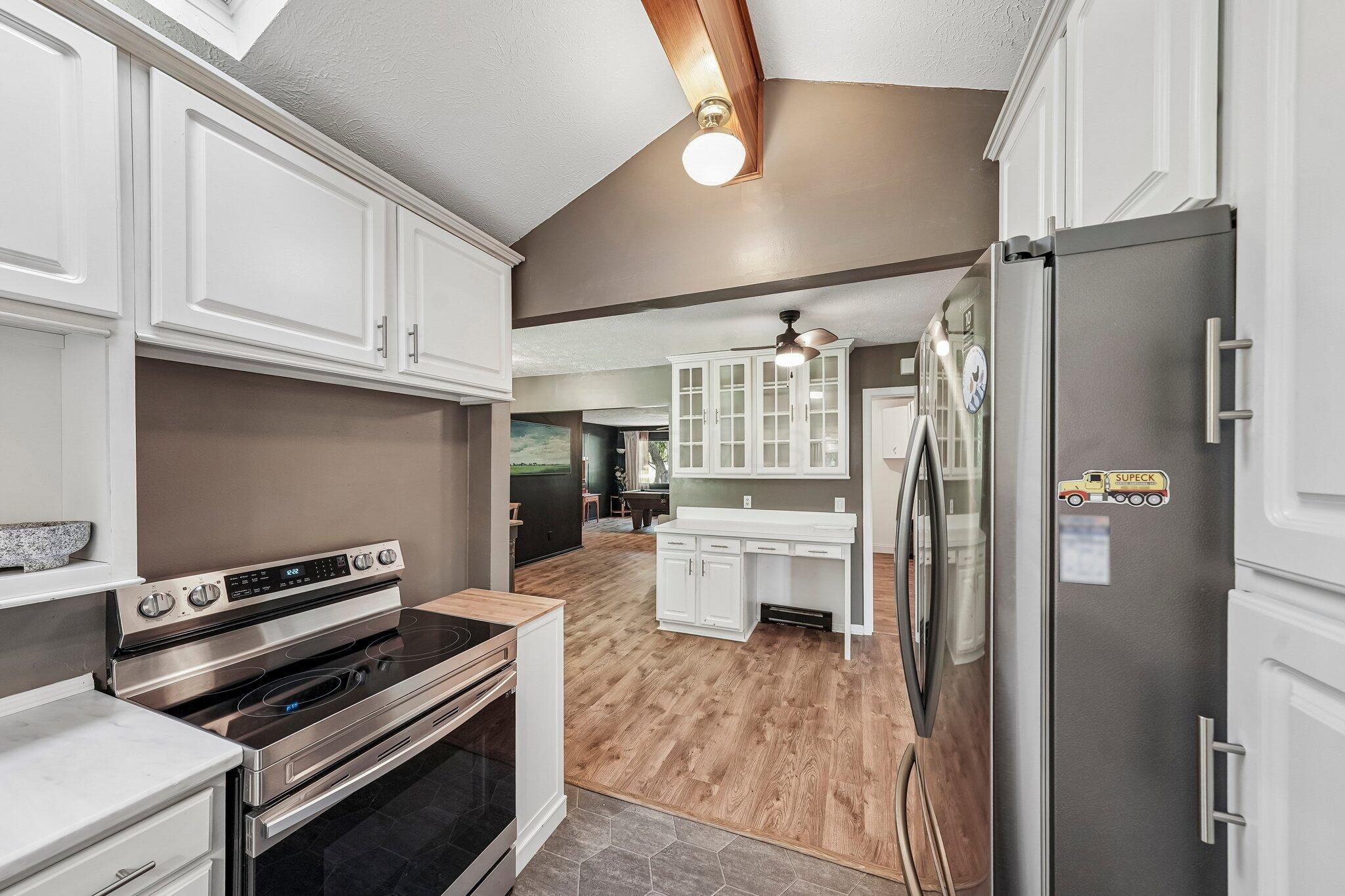 2790 Marks Road Property Photo 14