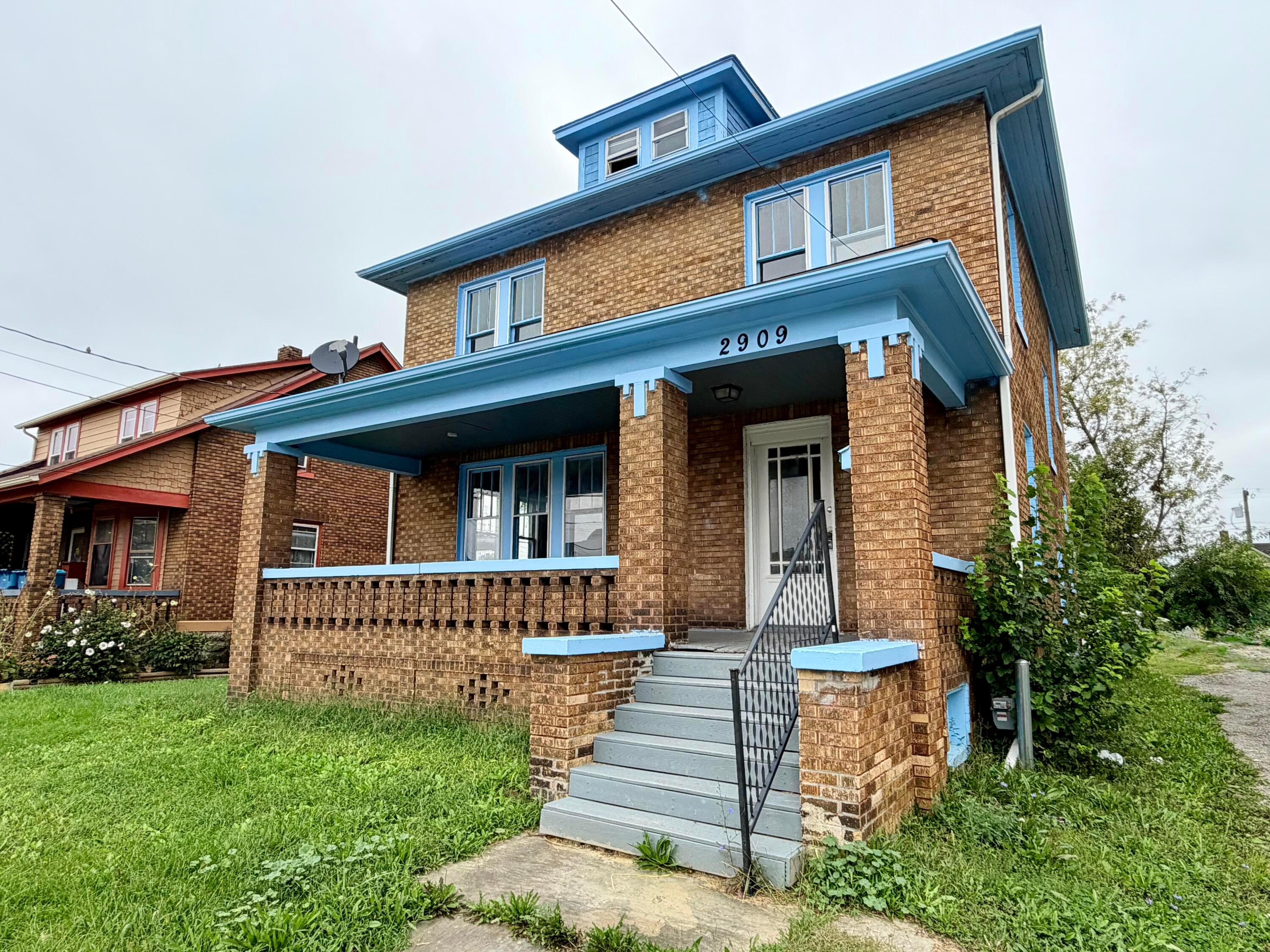2909 Denver Avenue Property Photo 1