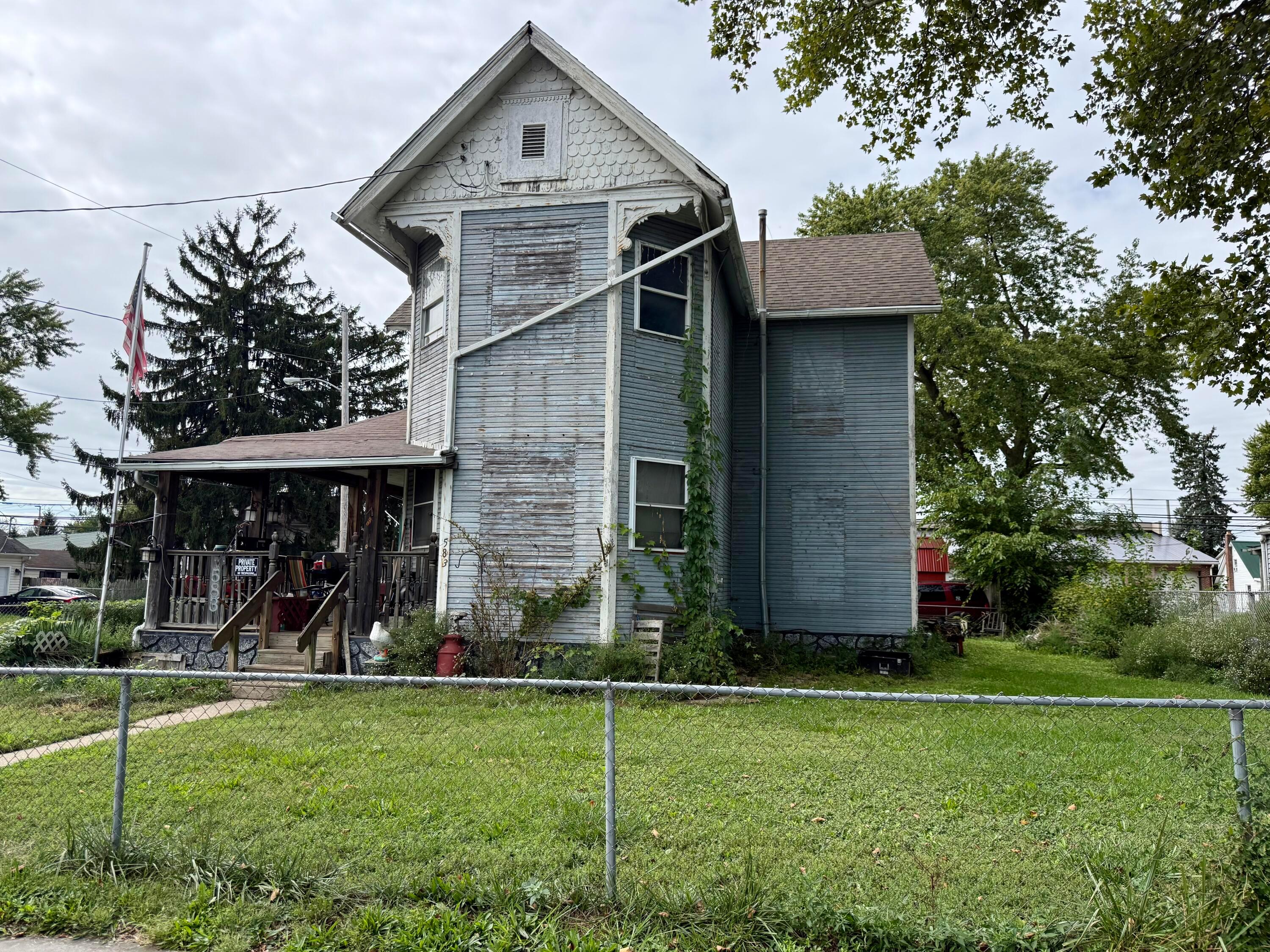 583 N State Street Property Photo 1