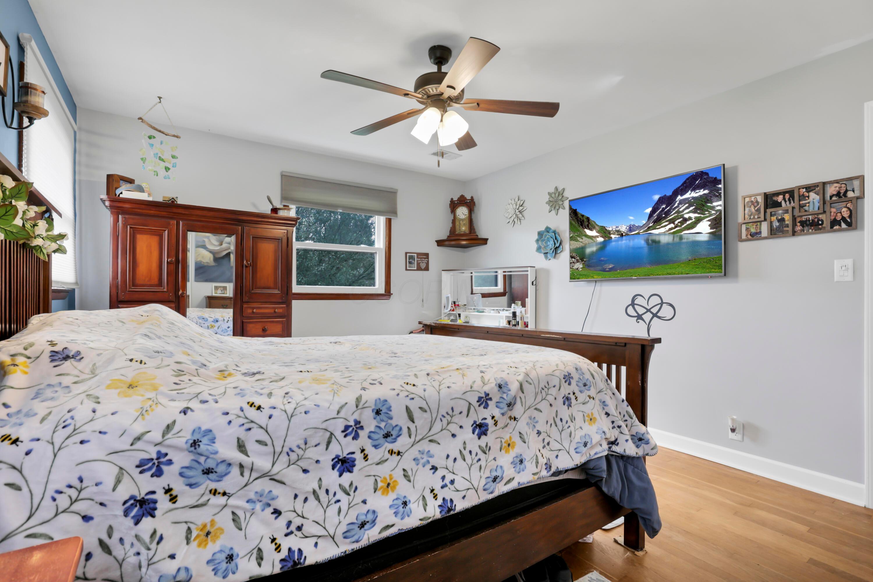 7198 Canyon Road Se Property Photo 19