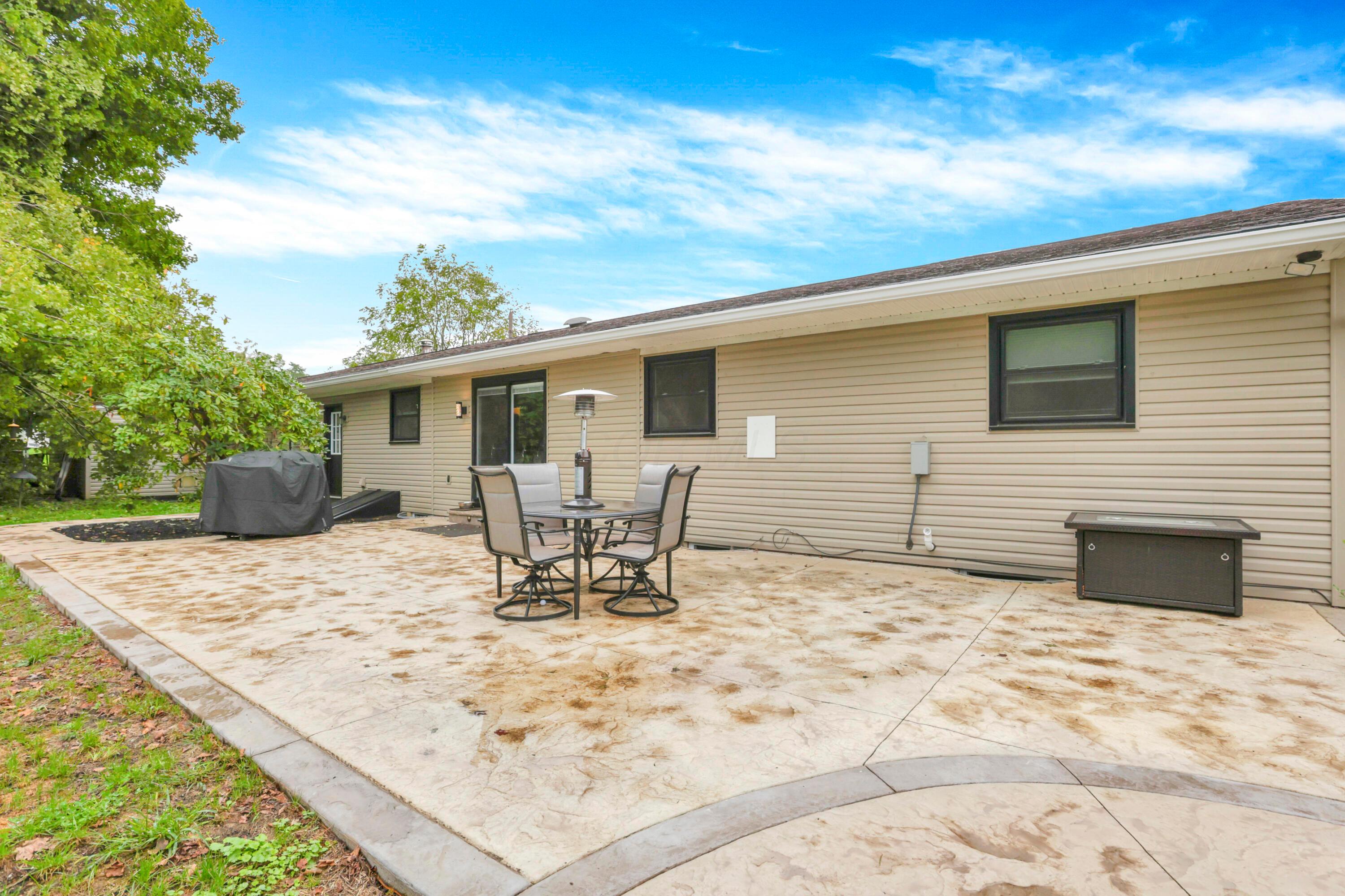 7198 Canyon Road Se Property Photo 29
