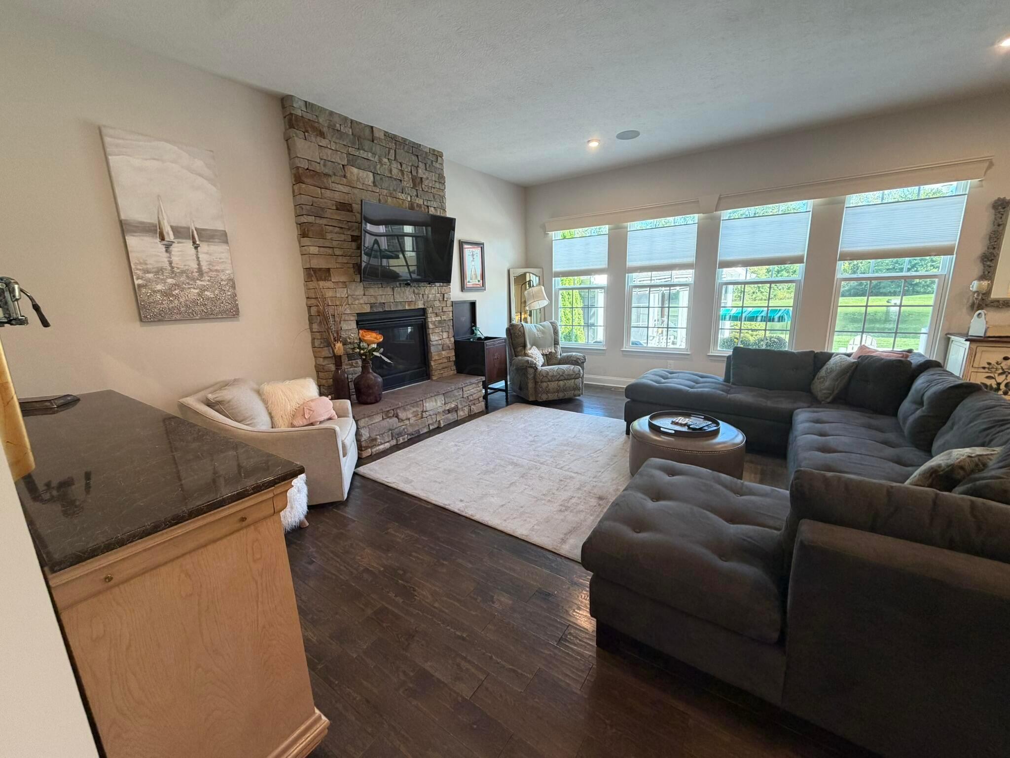 7712 Paradisio Drive Property Photo 19