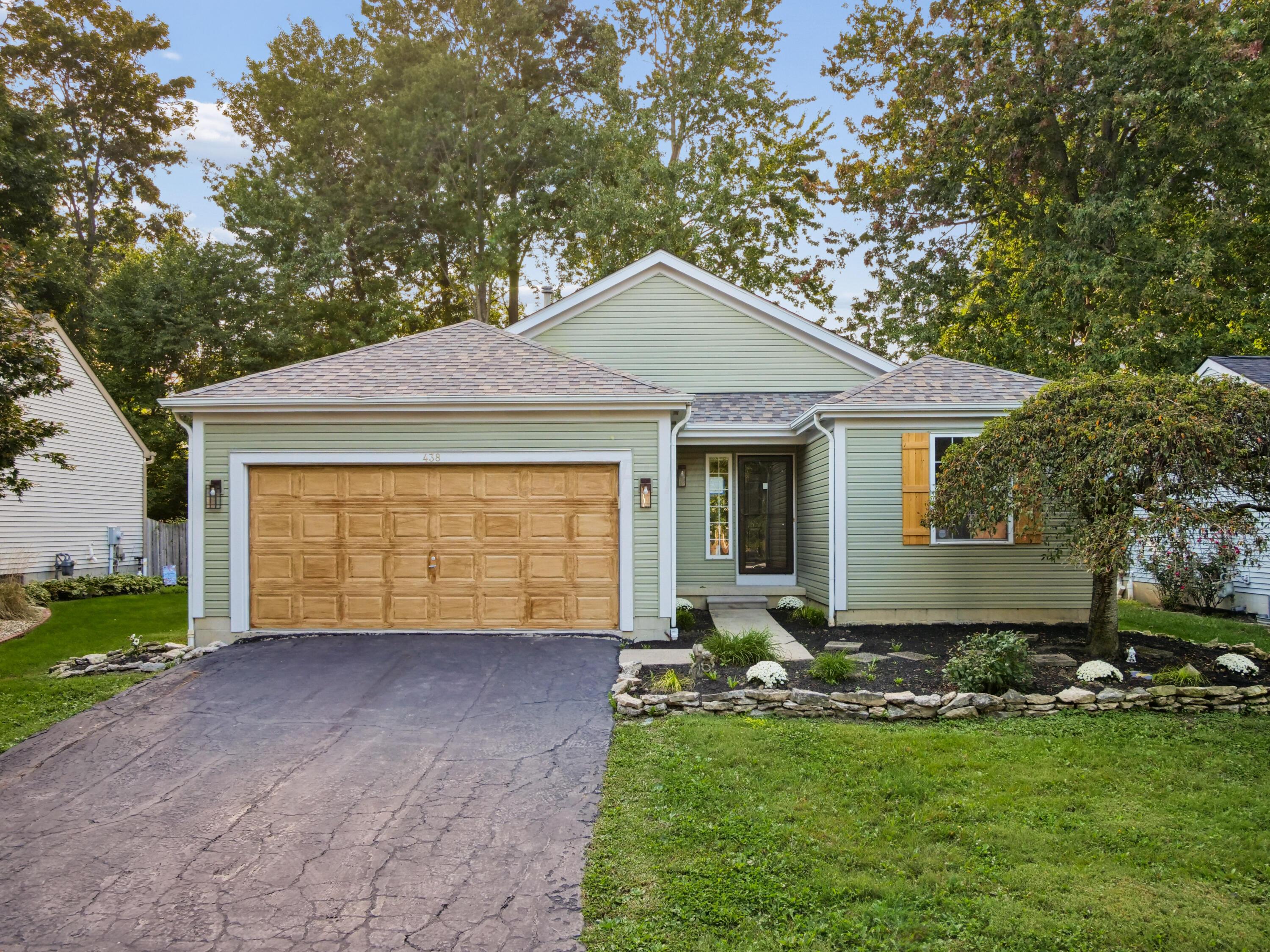 438 Bent Tree Drive Property Photo 1