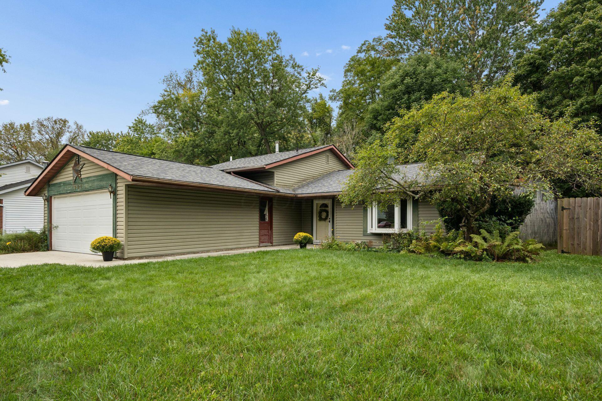 1201 Addison Drive Property Photo 1