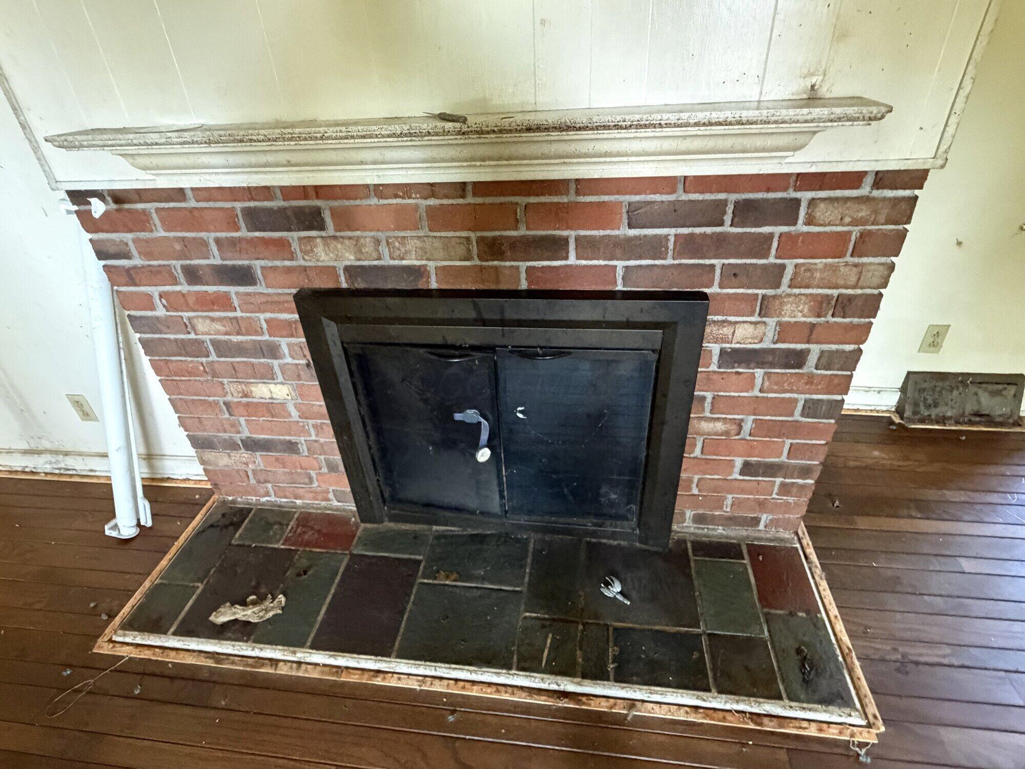 314 Station Street E Property Photo 23