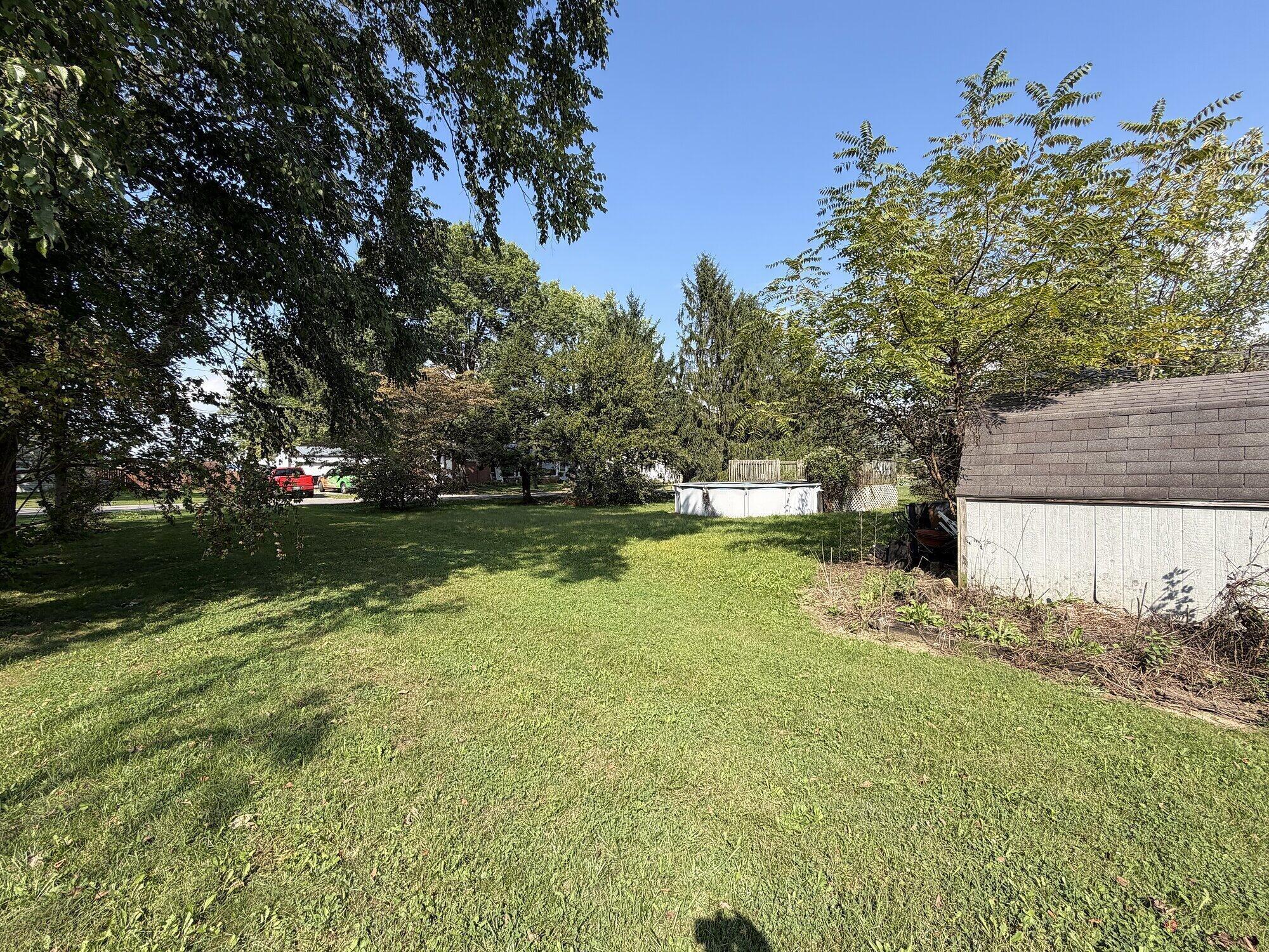 314 Station Street E Property Photo 30