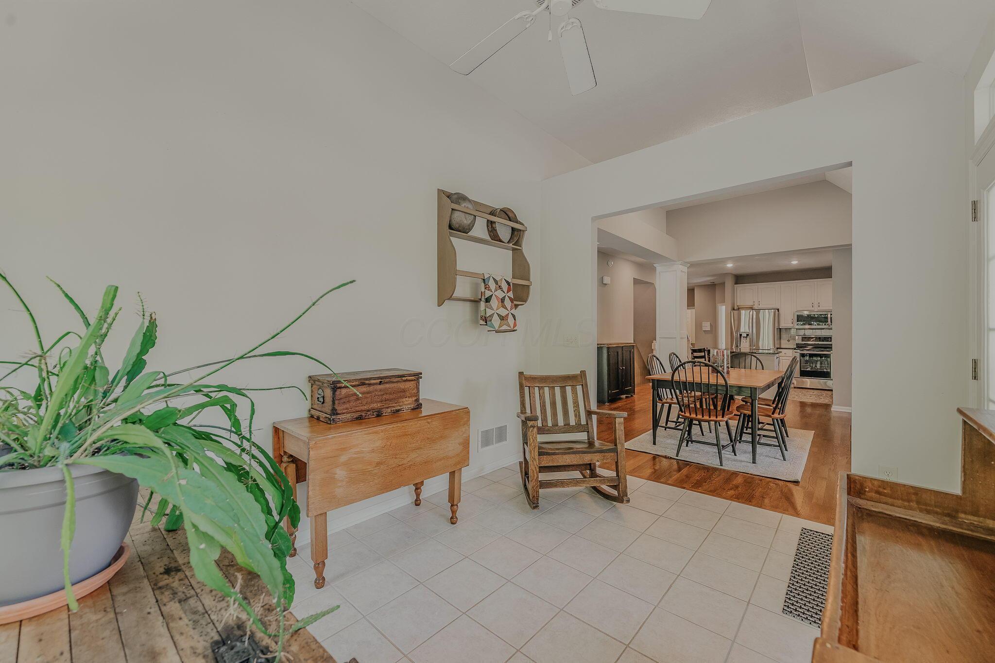 7392 Deer Valley Crossing Property Photo 12
