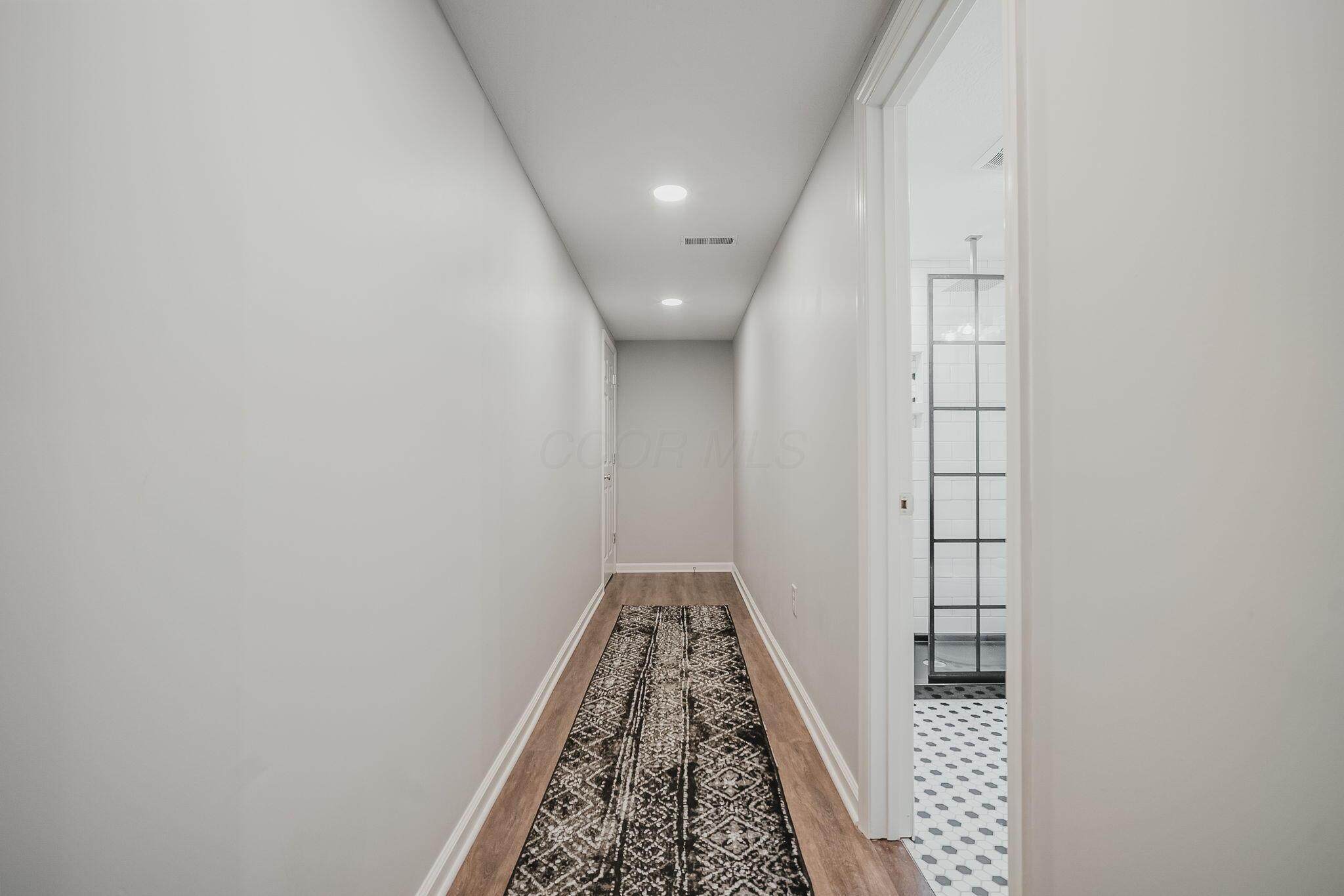 7392 Deer Valley Crossing Property Photo 26