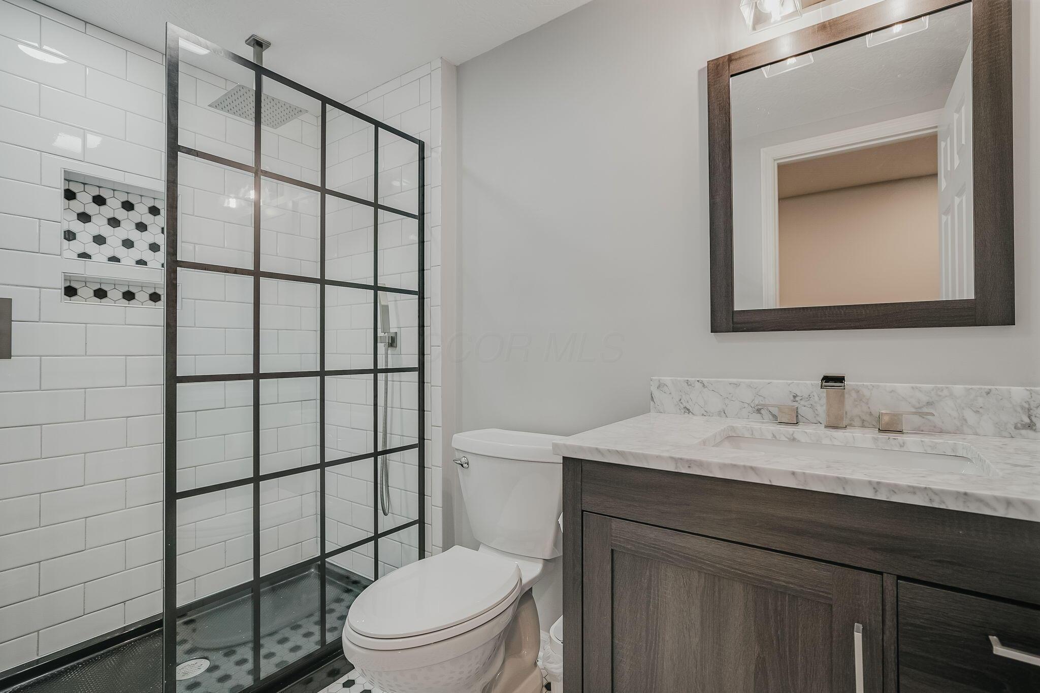 7392 Deer Valley Crossing Property Photo 27