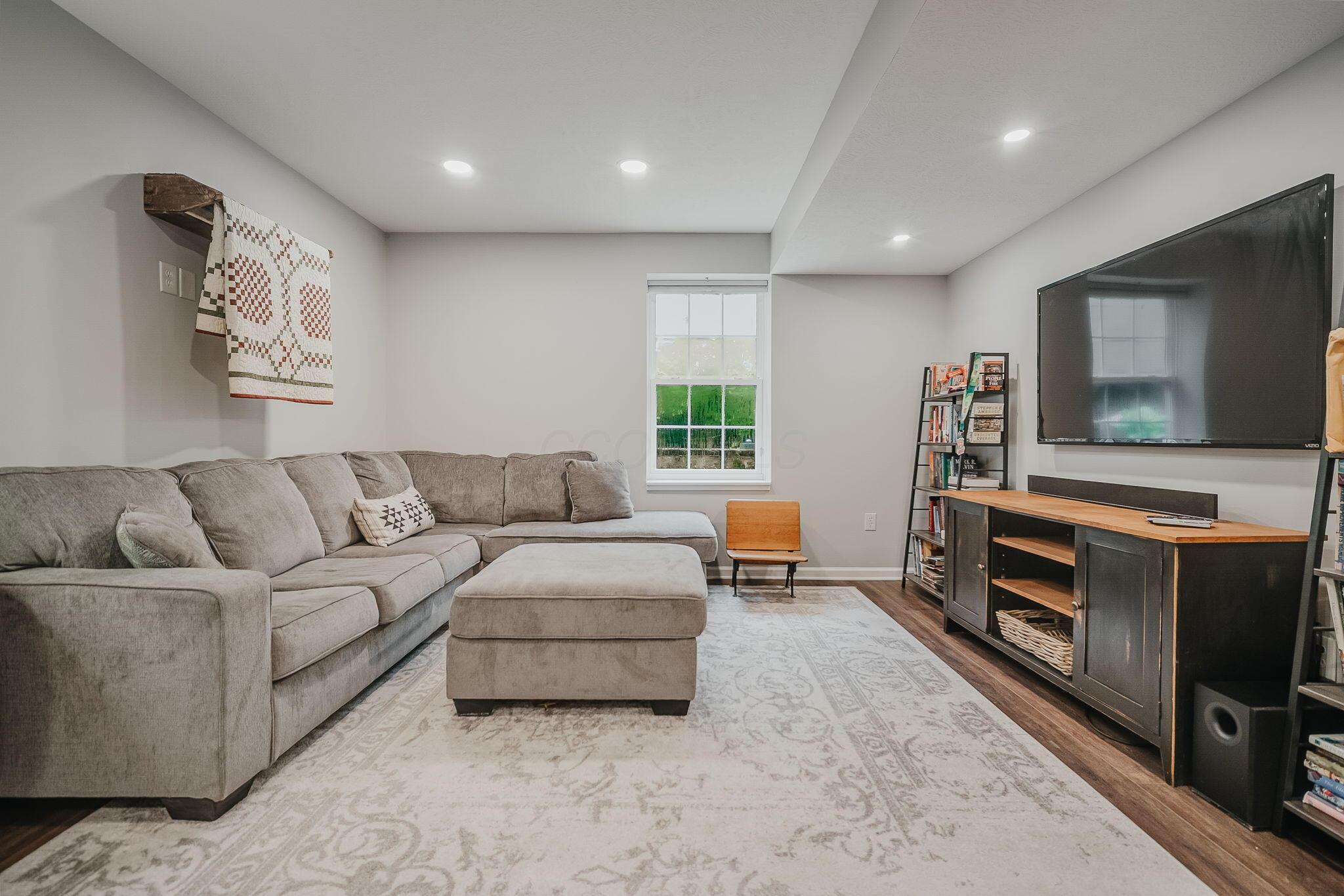 7392 Deer Valley Crossing Property Photo 28