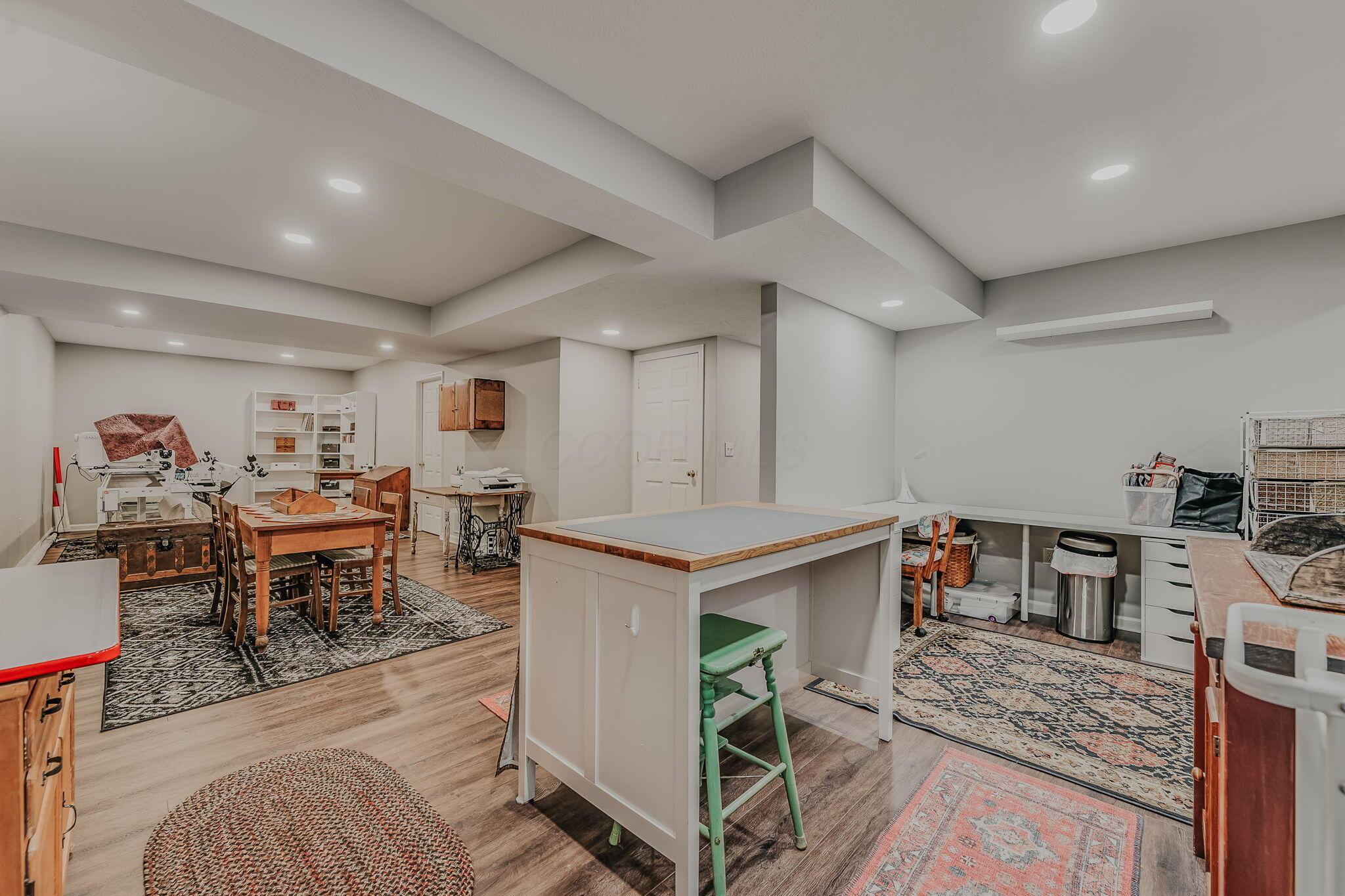 7392 Deer Valley Crossing Property Photo 33