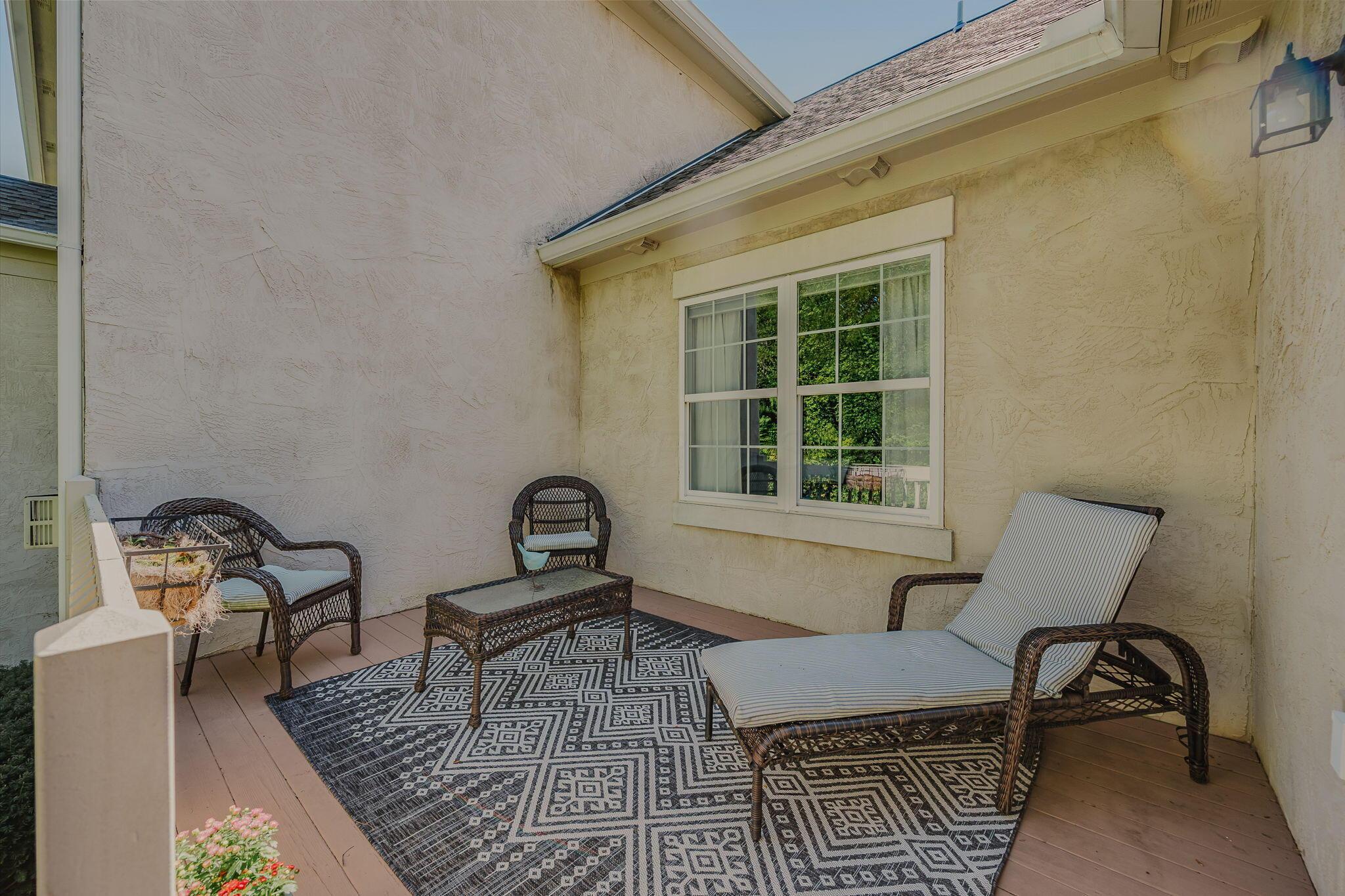 7392 Deer Valley Crossing Property Photo 36