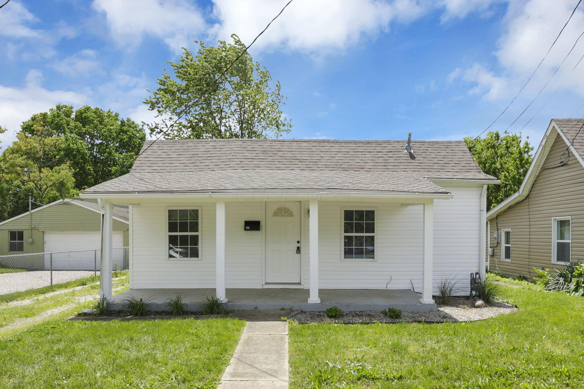 663 E Mound Street Property Photo 2