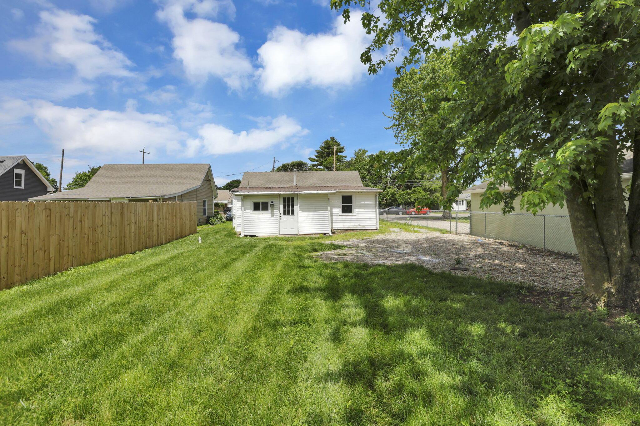 663 E Mound Street Property Photo 13