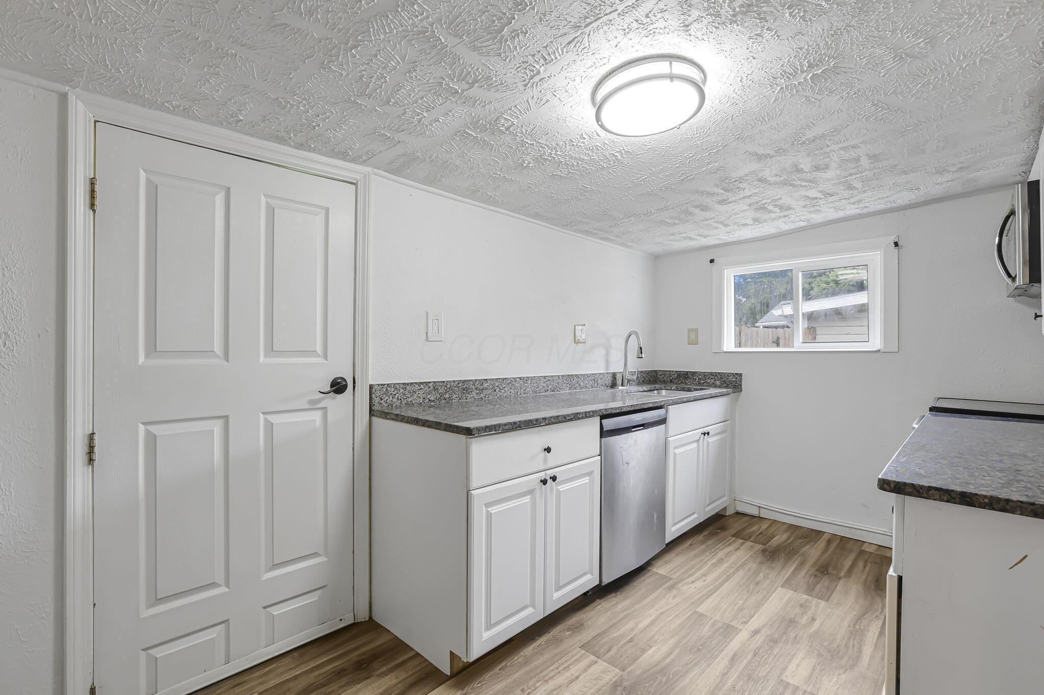 663 E Mound Street Property Photo 20