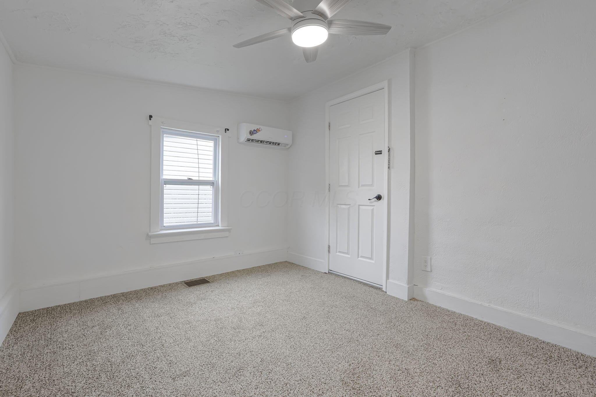 663 E Mound Street Property Photo 28