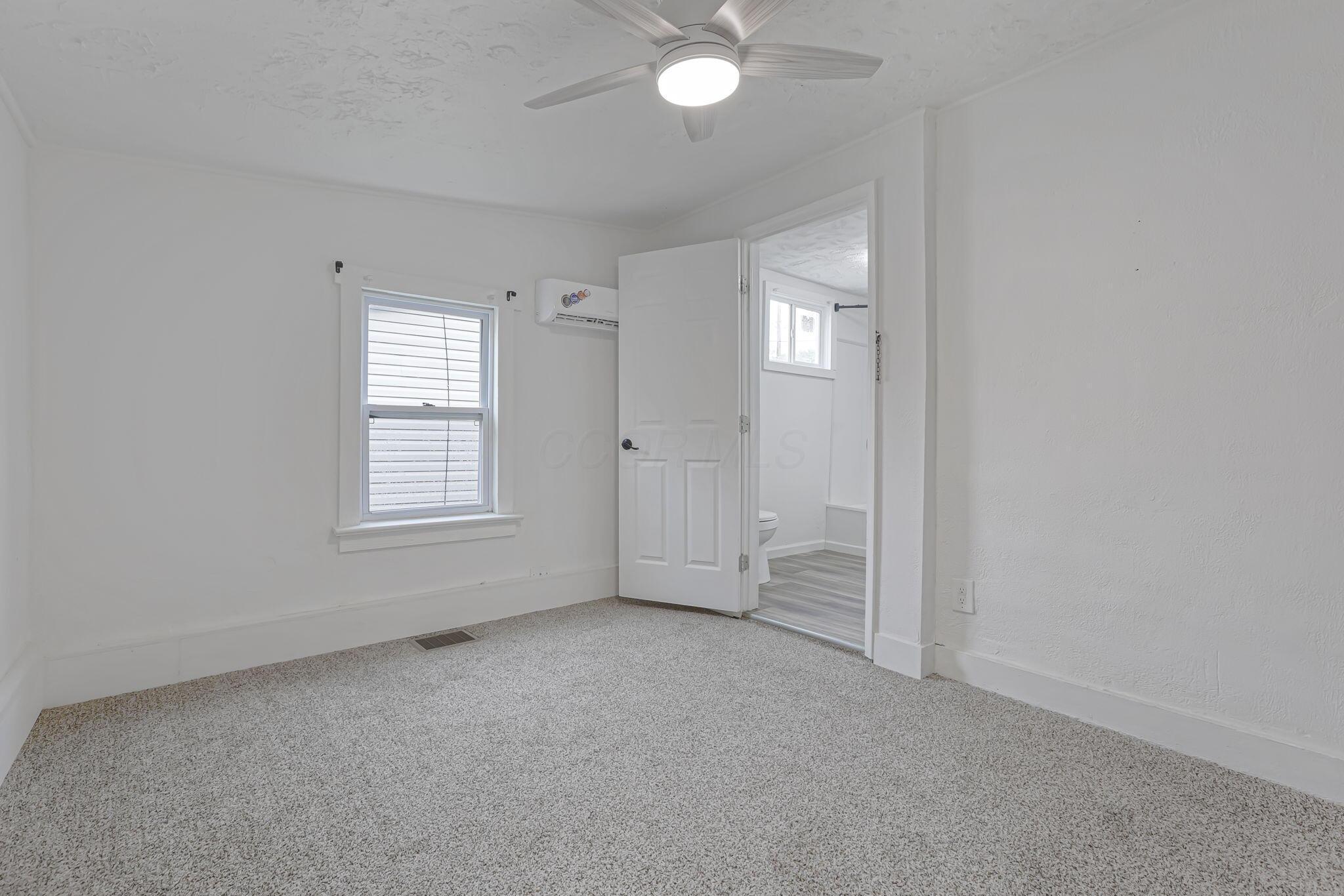 663 E Mound Street Property Photo 29
