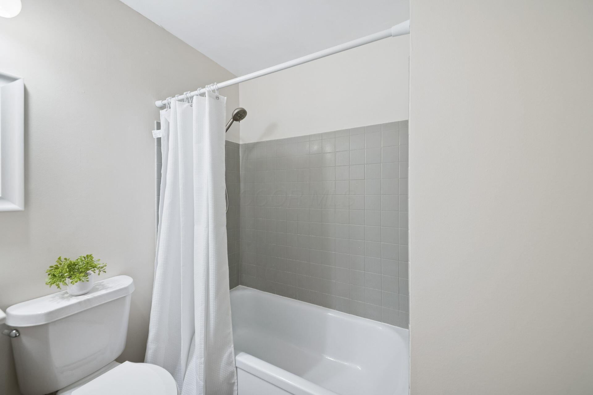 206 Putnam Road Property Photo 25