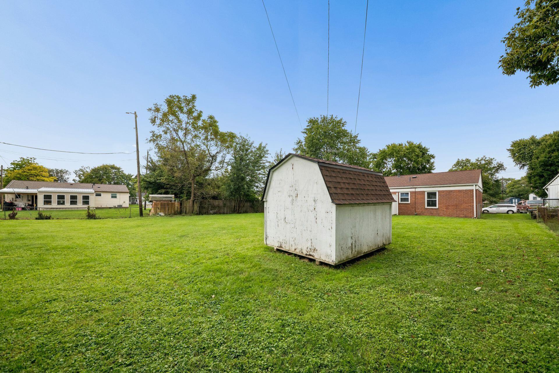 206 Putnam Road Property Photo 37