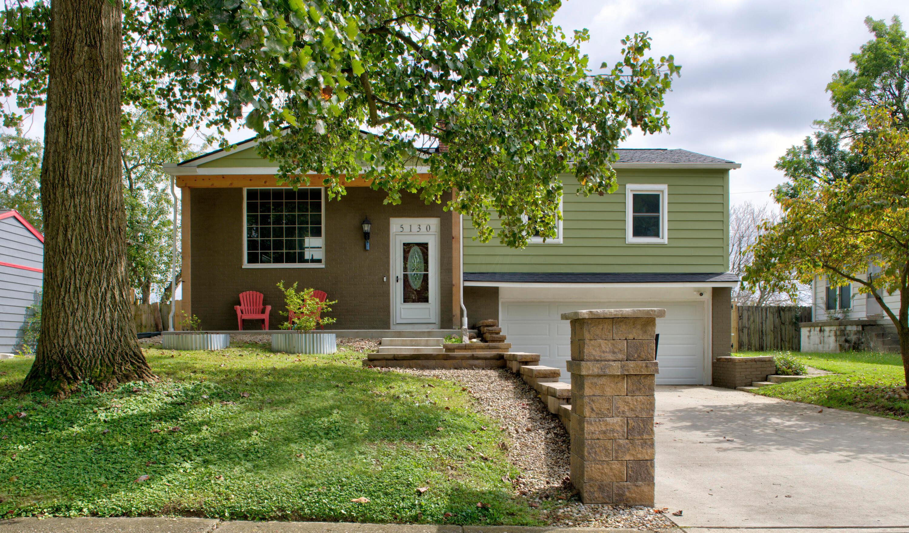 5130 Edgeview Road Property Photo 1