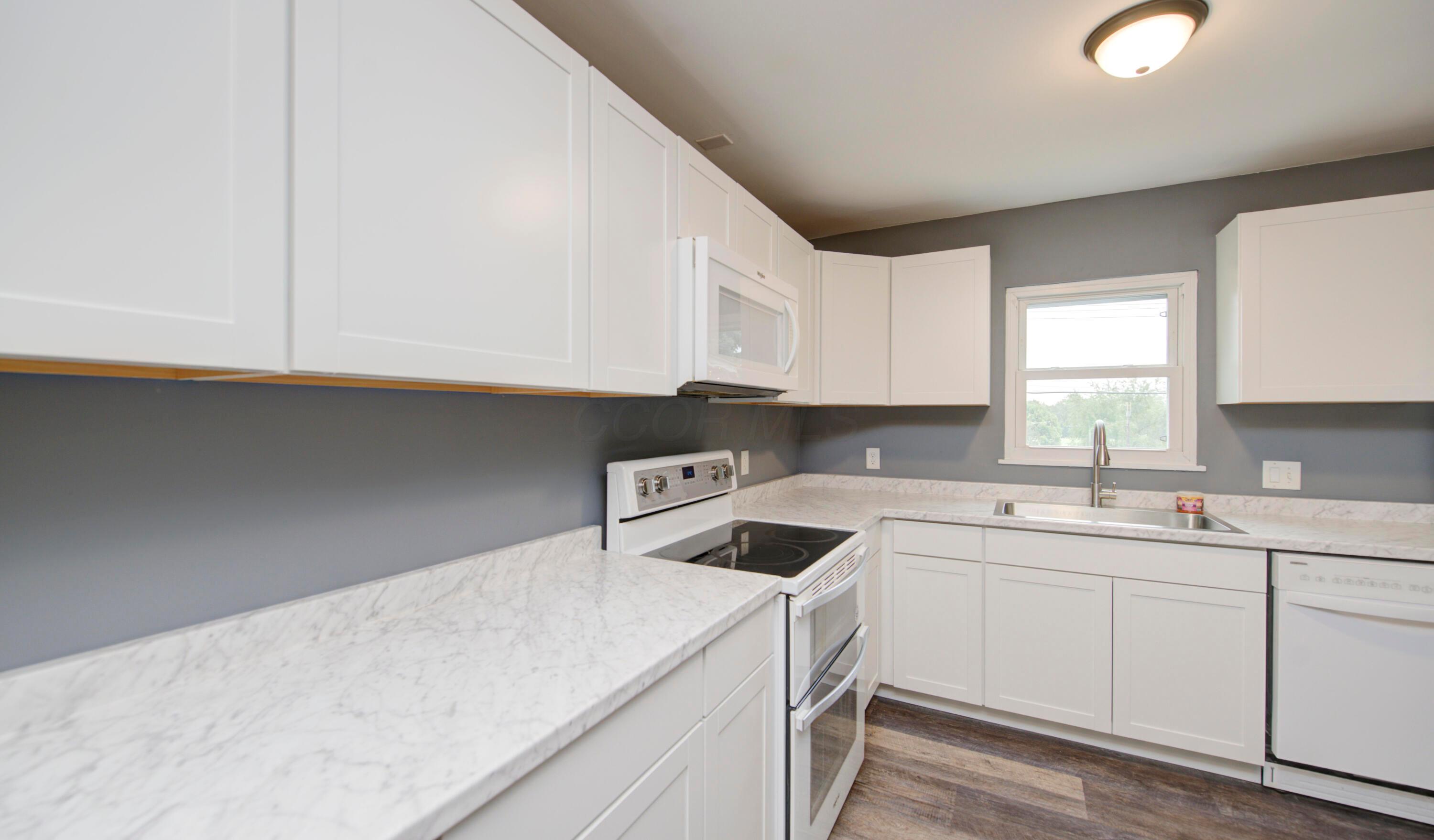 5130 Edgeview Road Property Photo 6