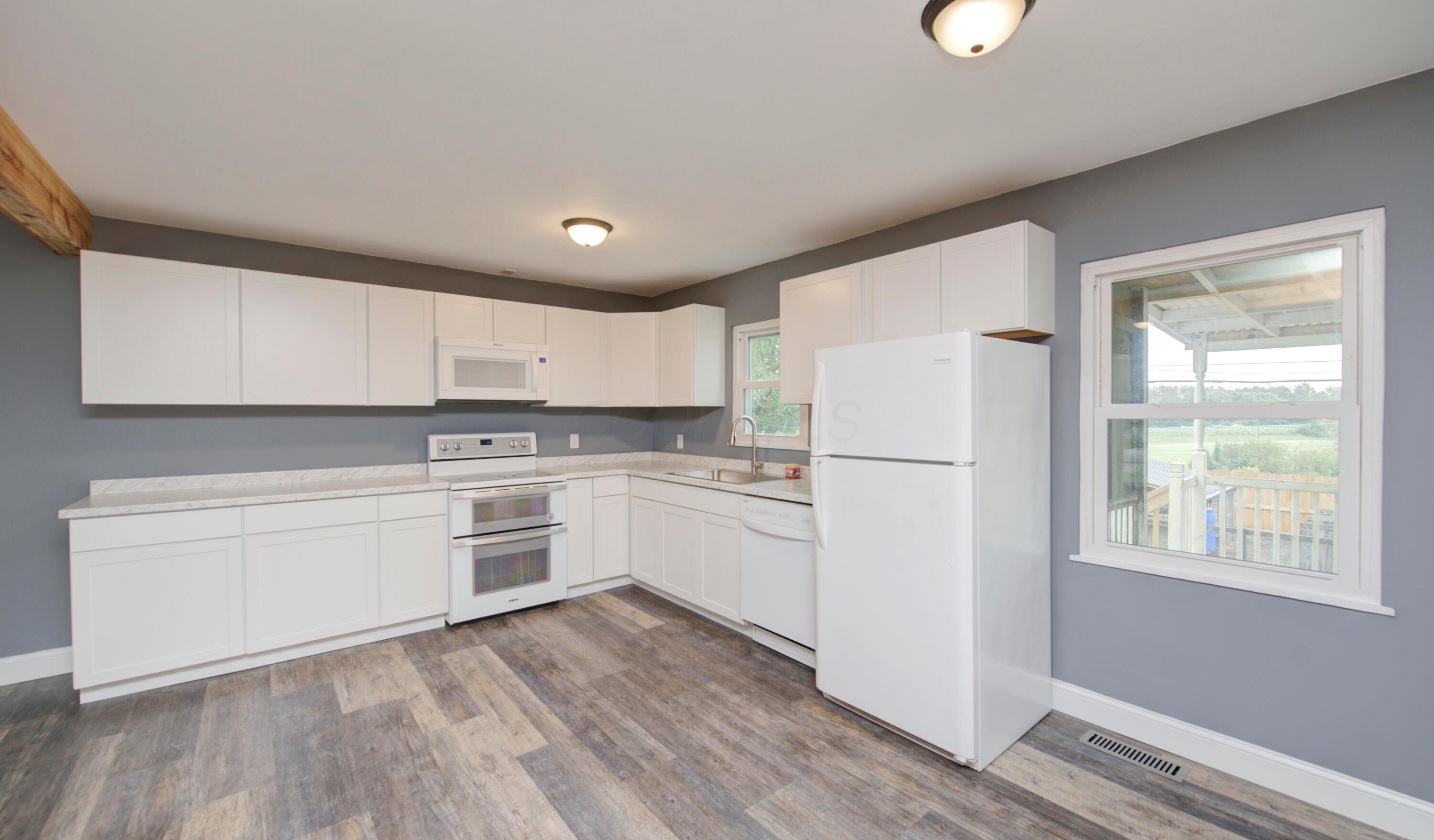 5130 Edgeview Road Property Photo 12