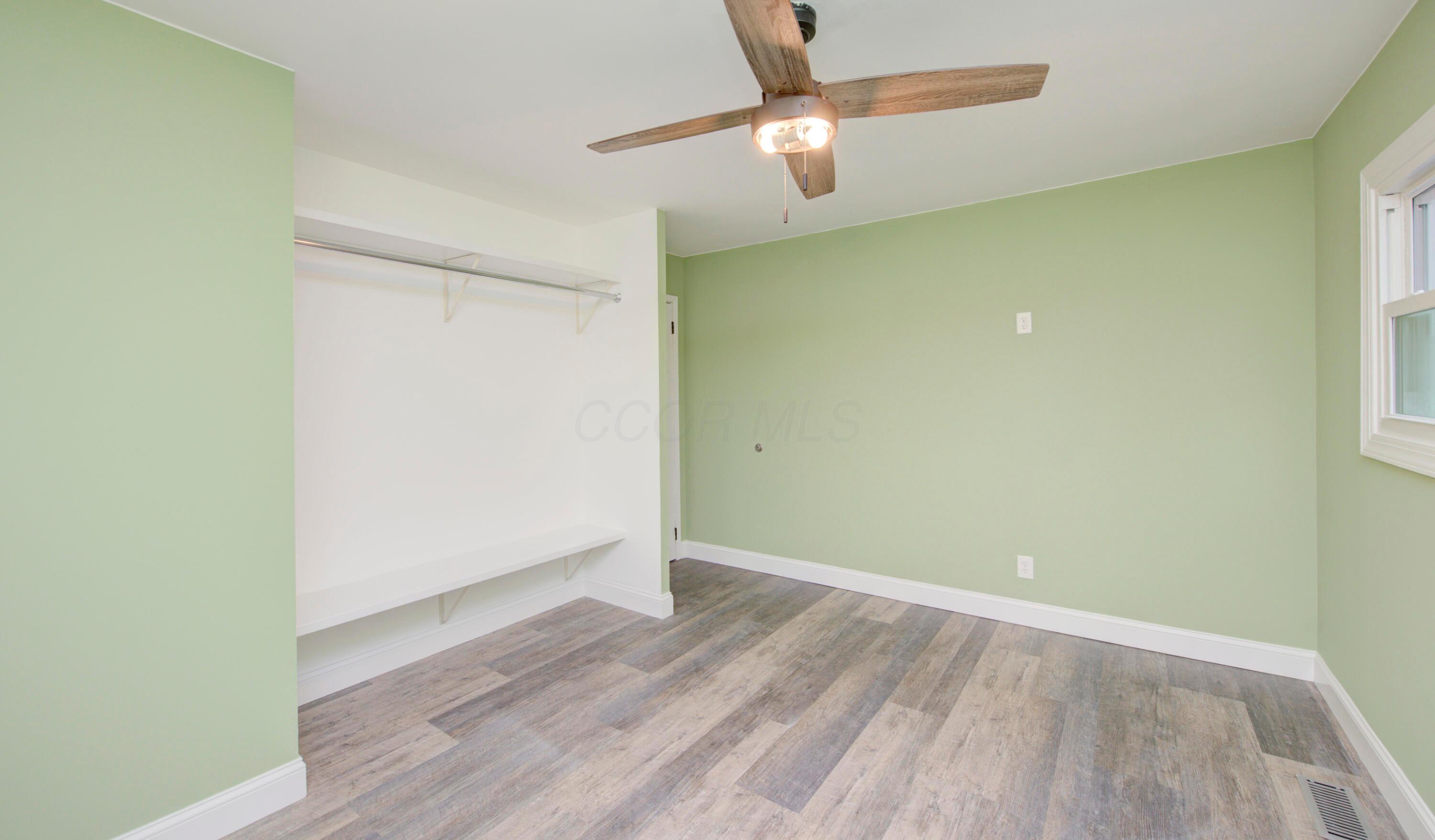 5130 Edgeview Road Property Photo 28