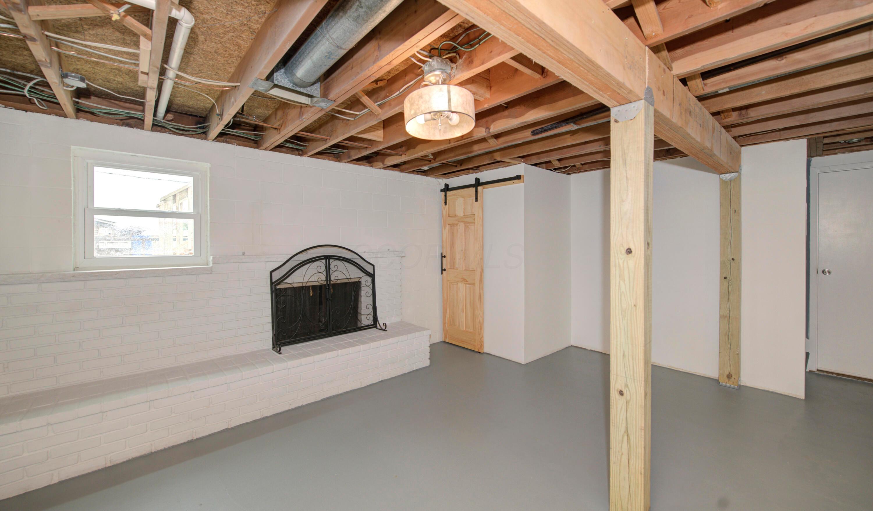 5130 Edgeview Road Property Photo 35